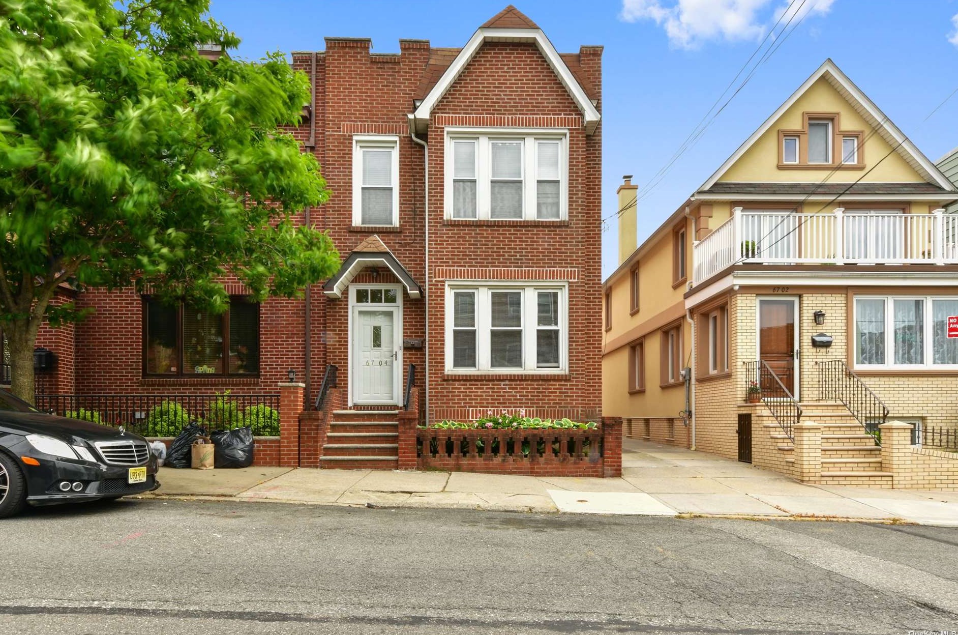 67-04 54th Ave, Flushing, NY 11378-1009