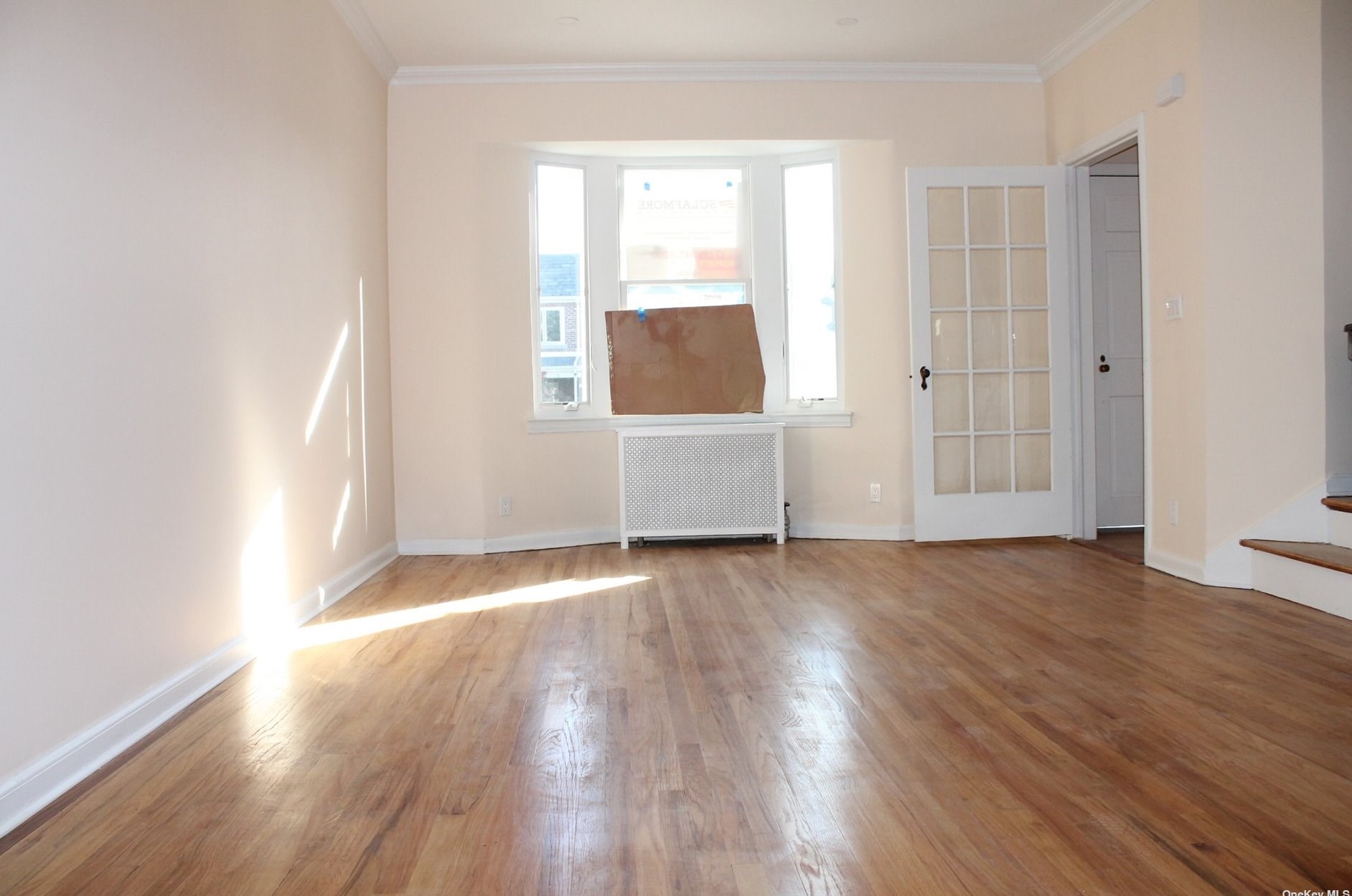 62-13 81st St, Flushing NY  11370-1320 exterior