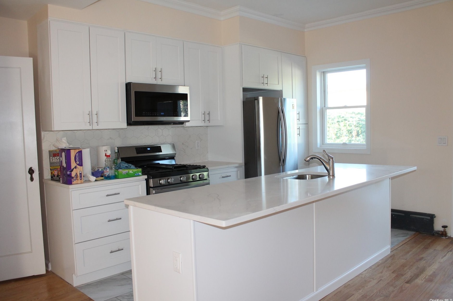 62-13 81st St, Flushing NY  11370-1320 exterior