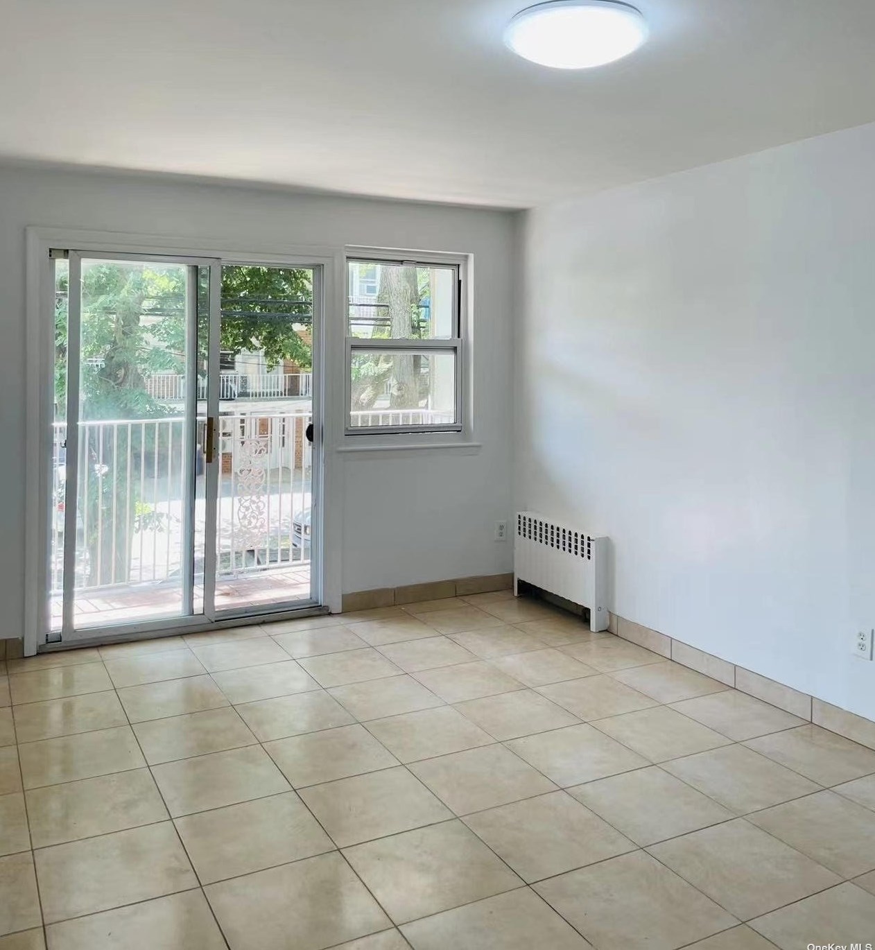 135-33 82nd Ave, Jamaica, NY 11435