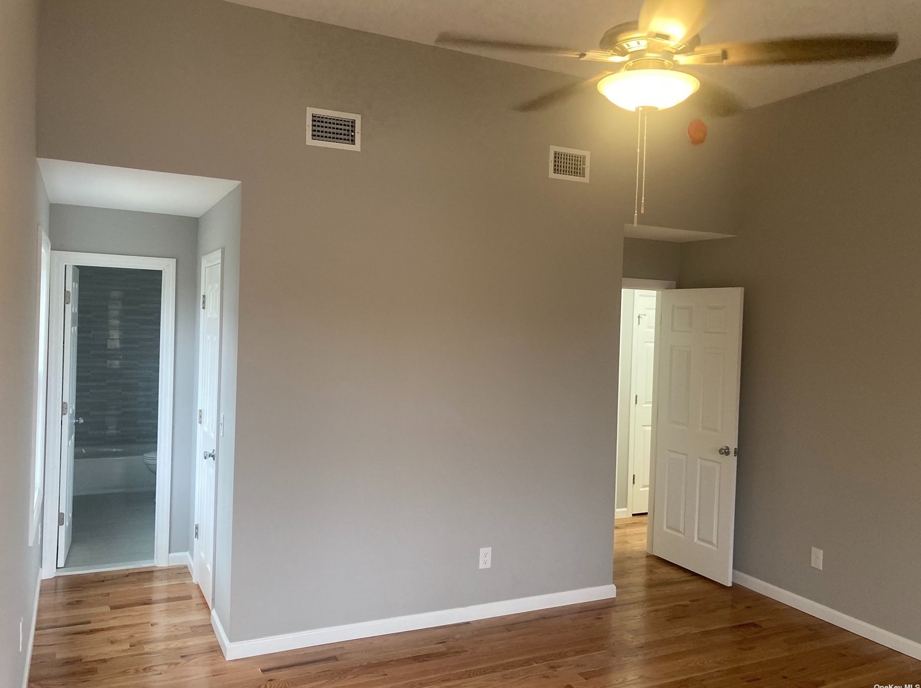 382 Mooney Pond Rd, Farmingville NY  11738-1436 exterior