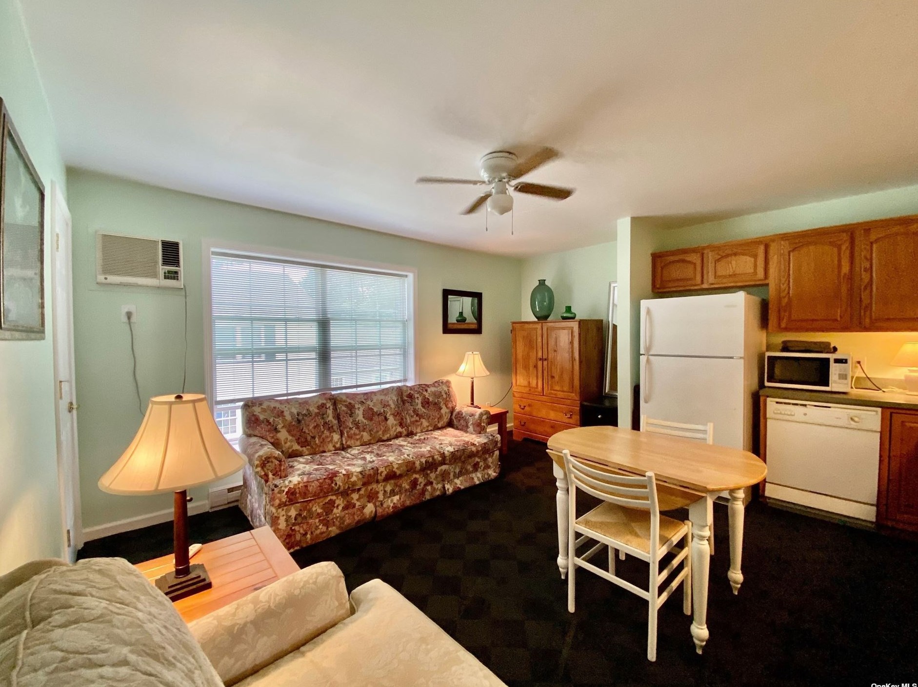 1000 9th St #j-66, Greenport, NY 11944