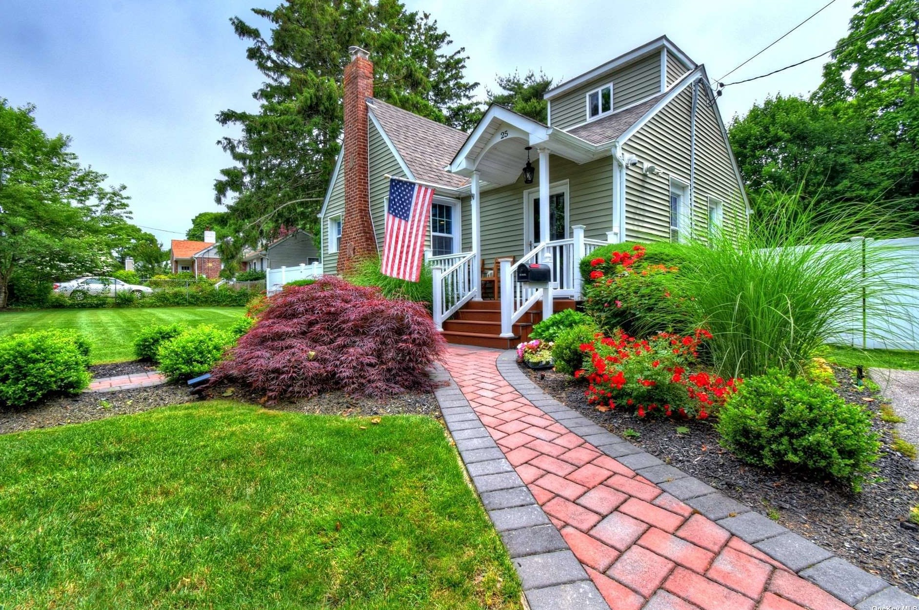 25 Donegan Ave, Canaan Lake, NY 11772-5623