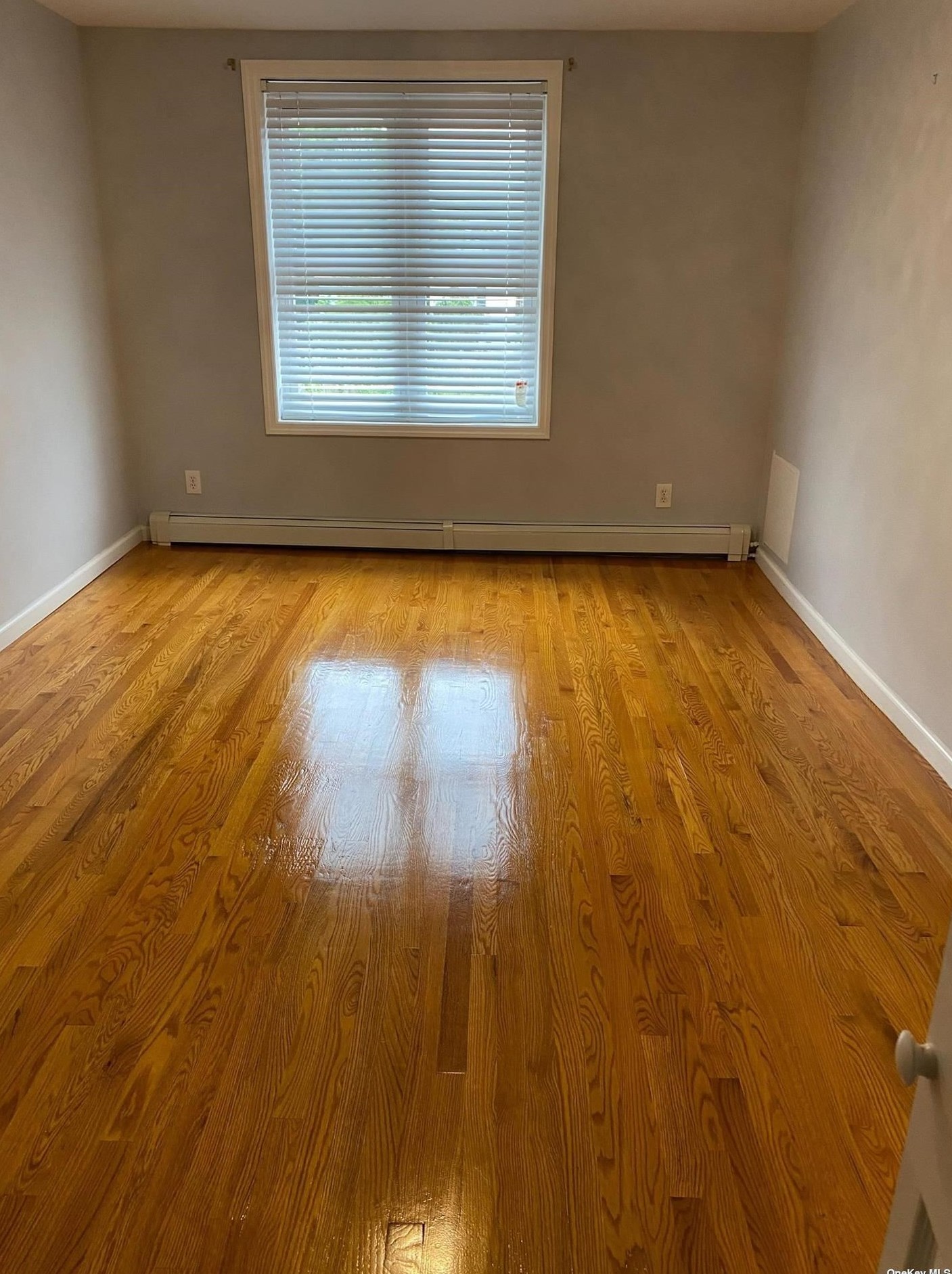 2520 Yates Ave, Bronx, NY 10469