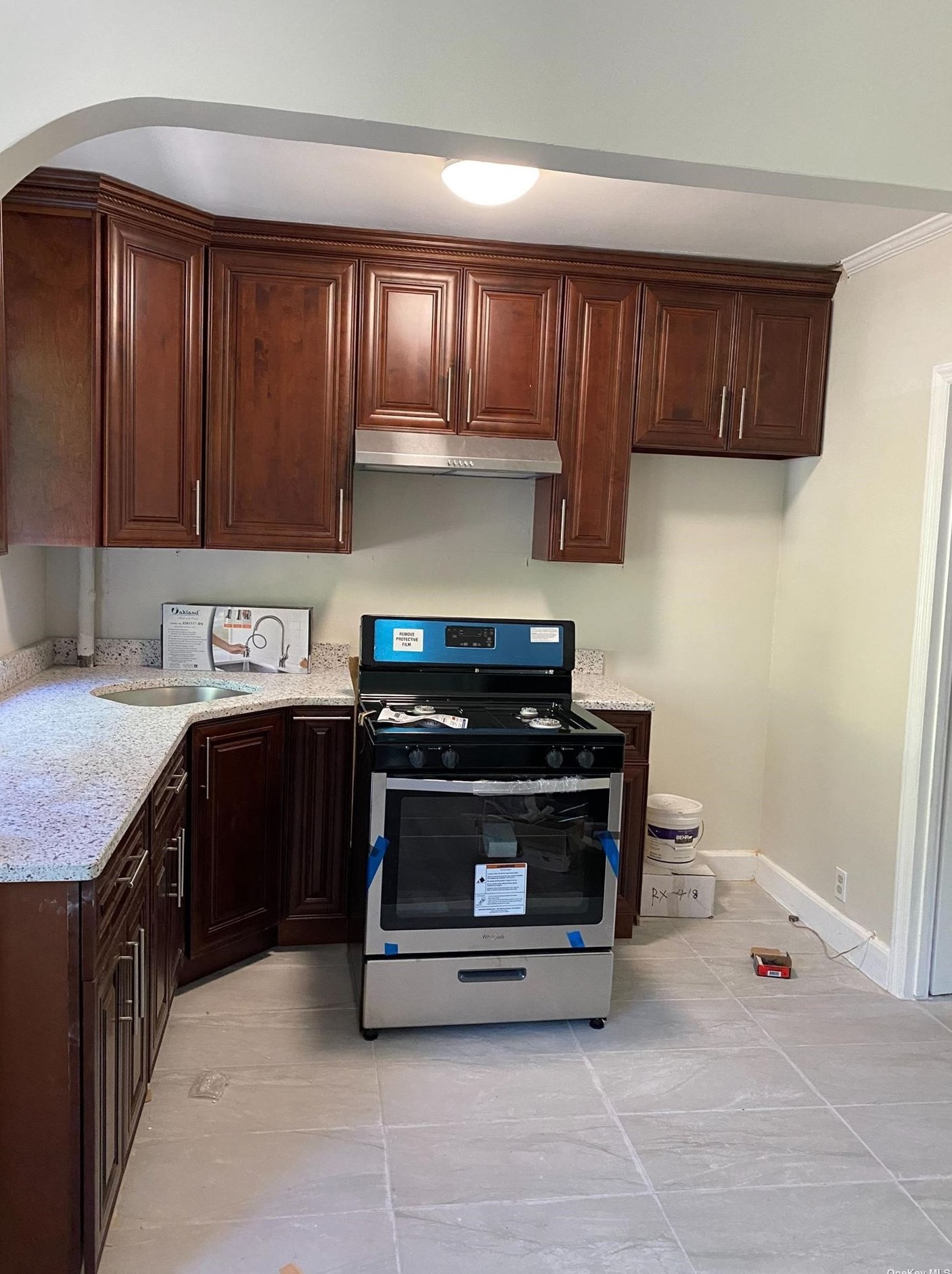 42-13 65th Pl #2nd Fl, Flushing, NY 11377