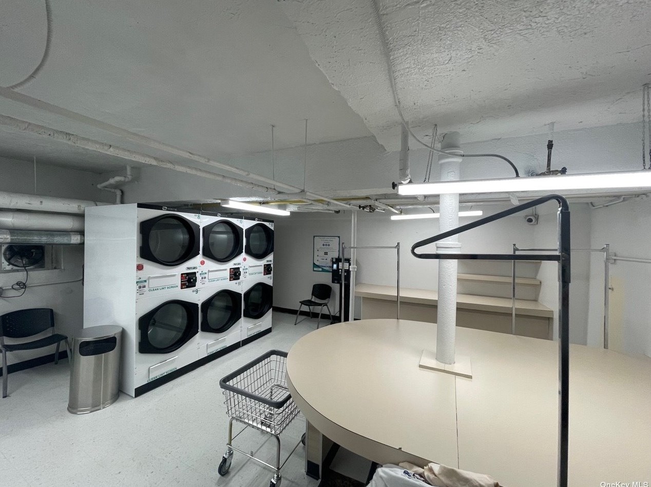 21050 41st Ave, Flushing NY  11361-1965 exterior