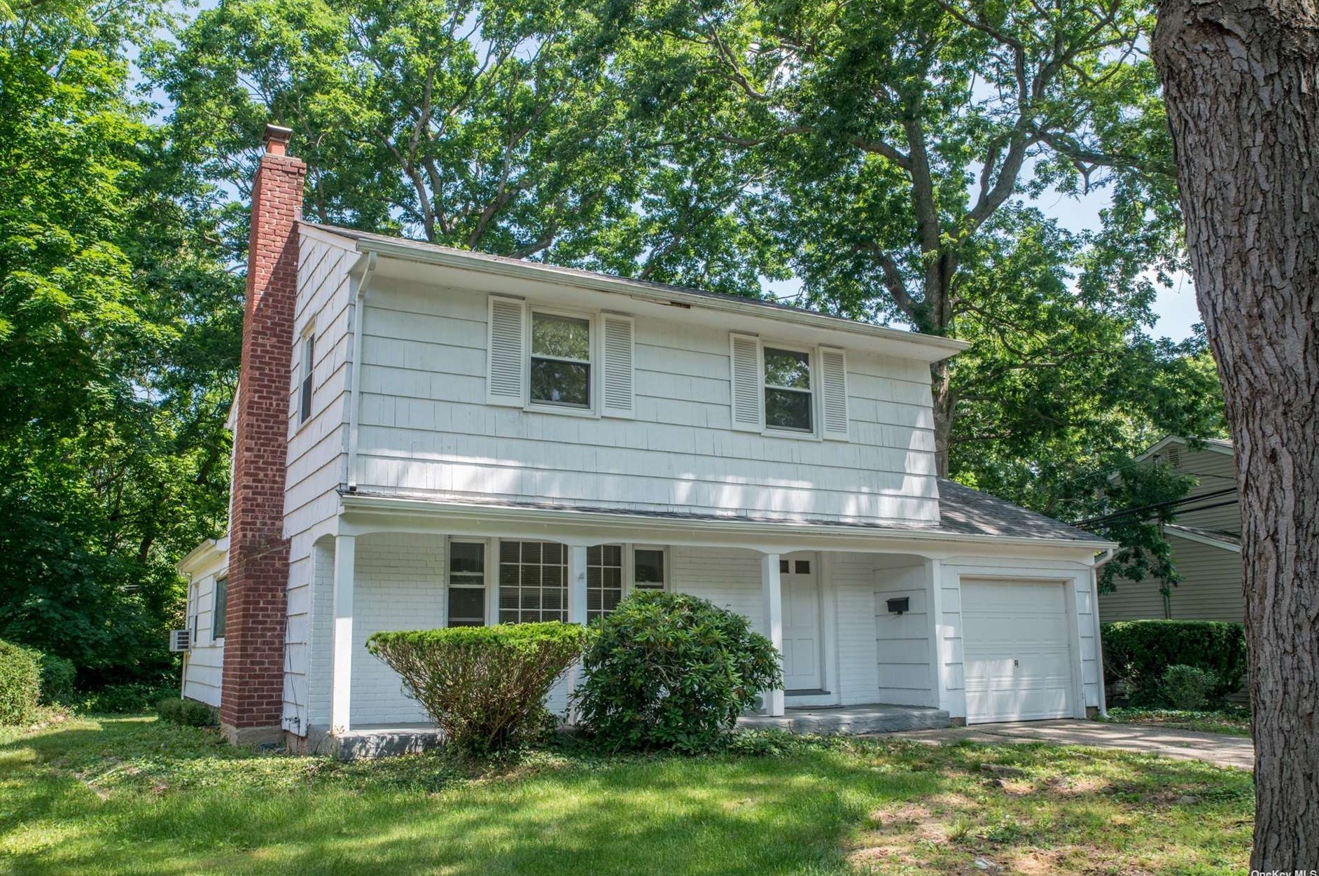 27 Old Post Rd, Prt Jefferson Station, NY 11777-1957