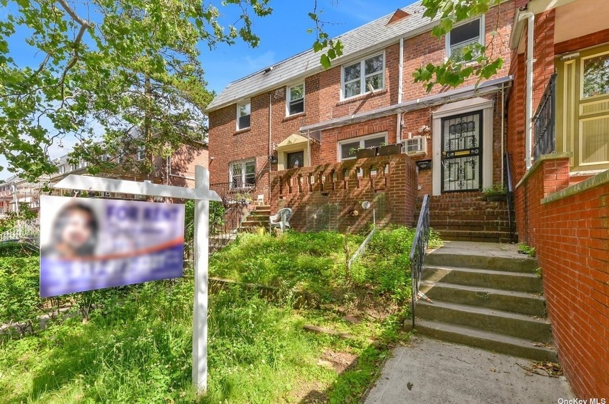 150-42 78th Ave, Flushing, NY 11367