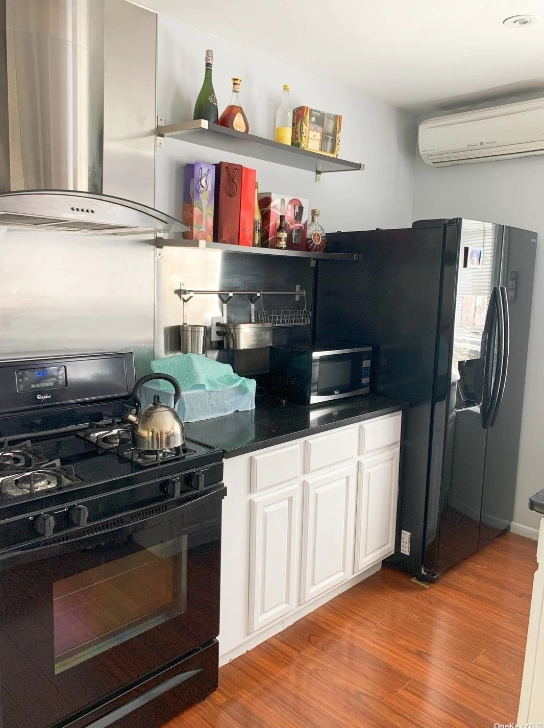45-32 160th St, Flushing NY  11358-1325 exterior