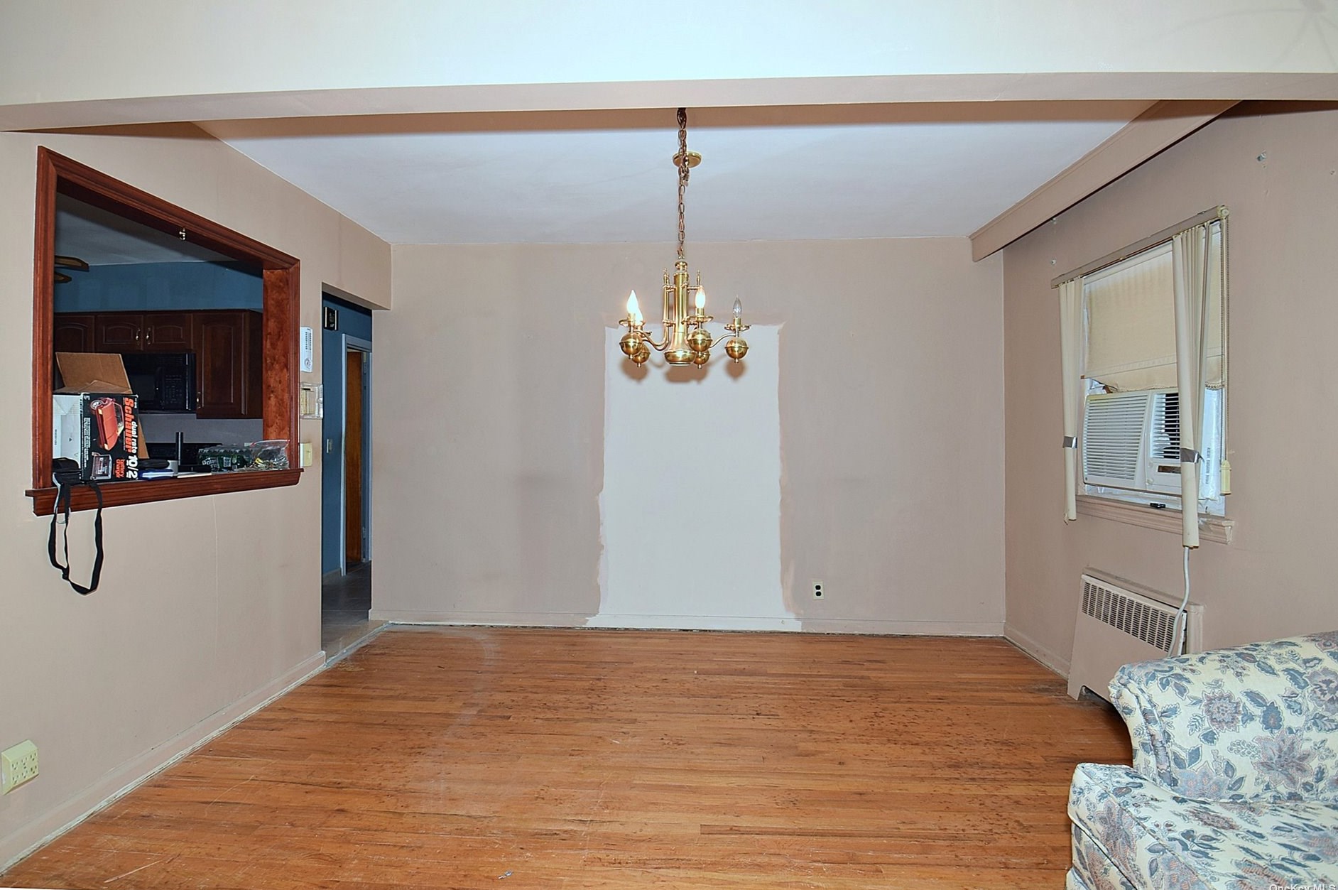 165 Spencer Ave, Lynbrook, NY 11563
