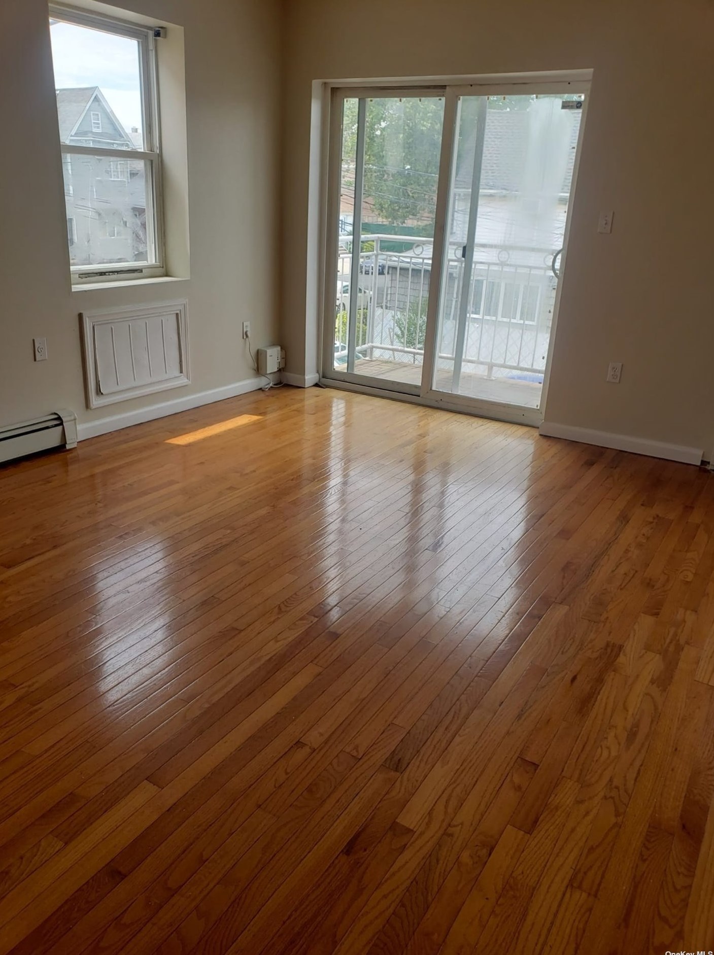 97-23 98th St #2, Jamaica, NY 11416