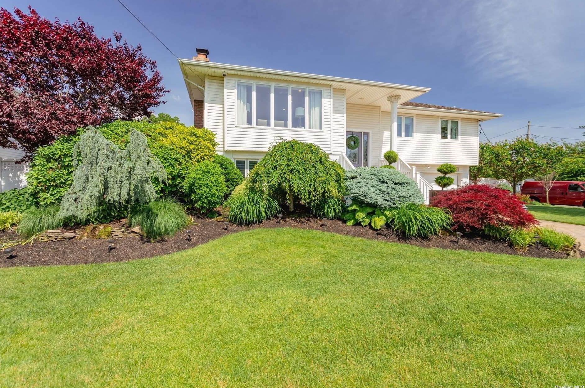 2893 Shore Rd, North Bellmore, NY 11710