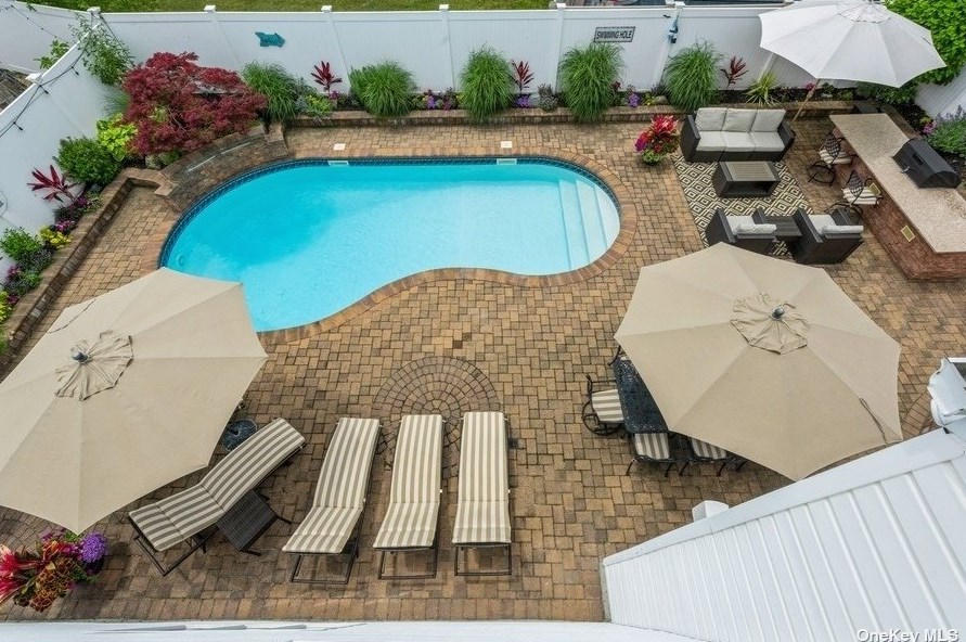 2938 Frankel Blvd, North Merrick, NY 11566-5434
