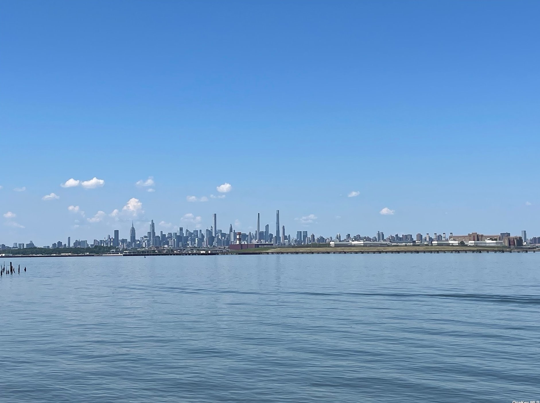117-08 Poppenhusen Ave, Flushing, NY 11356-1043
