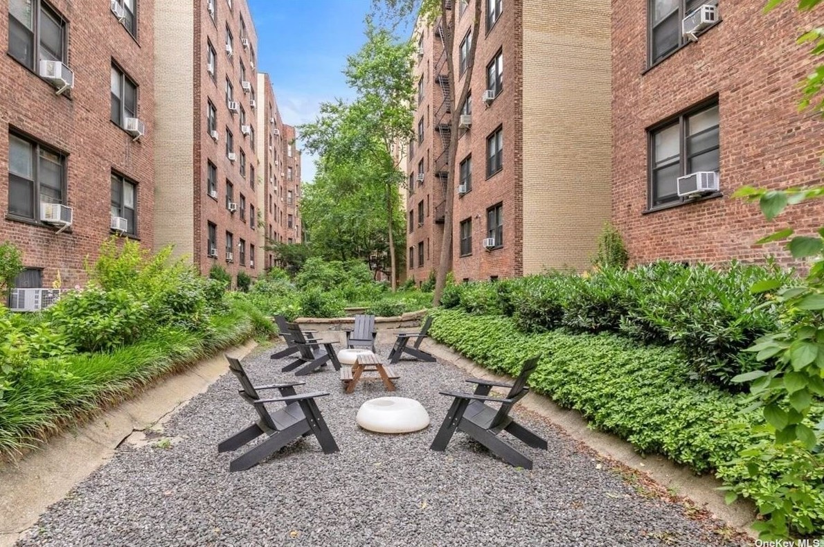 35-36 76th St, Flushing NY  exterior