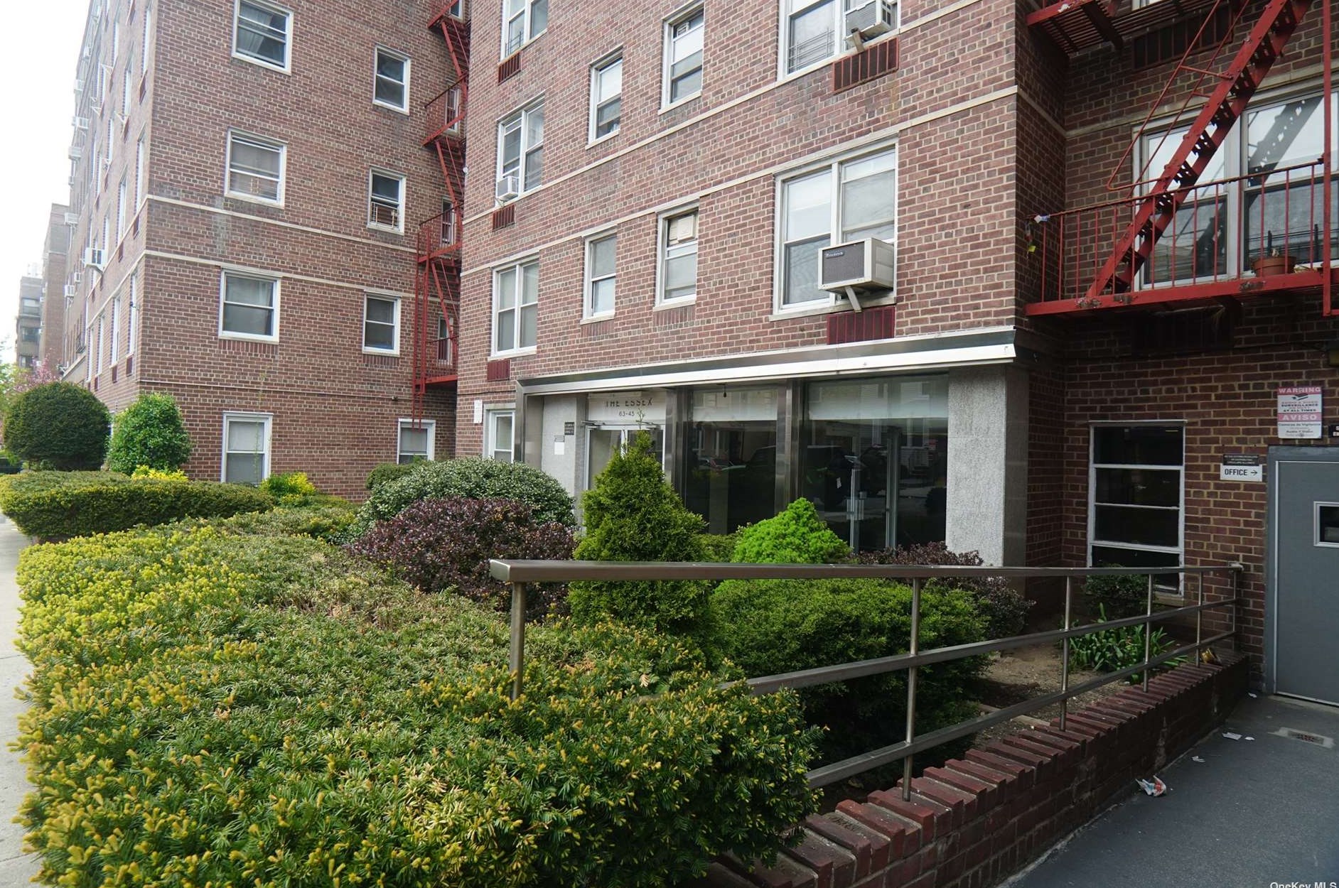 63-45 Saunders St #5h, Flushing, NY 11374