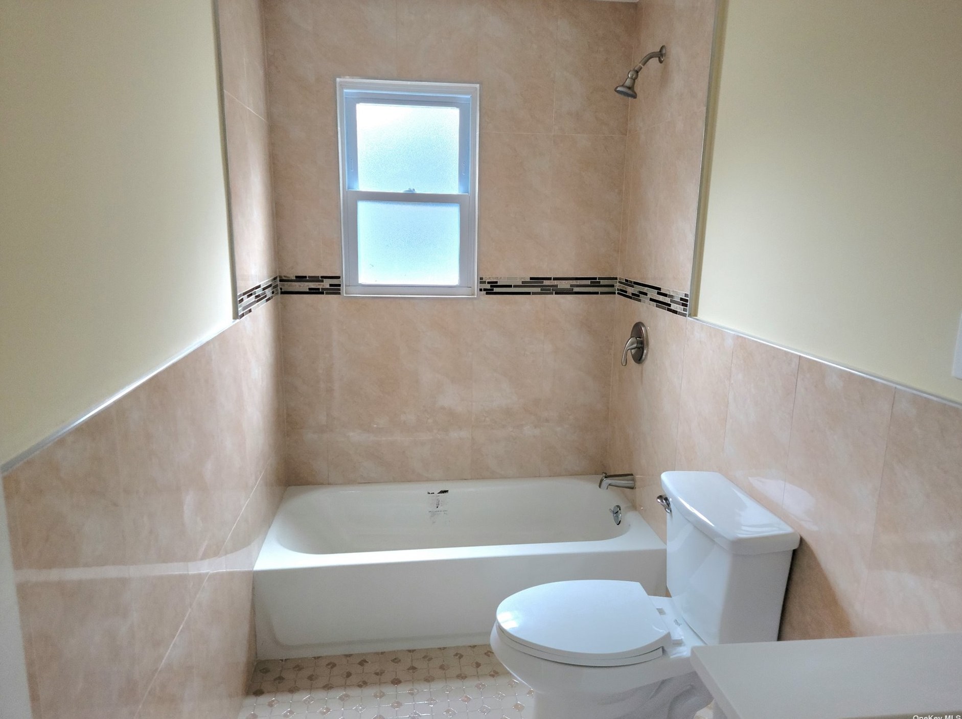 43 Highview Ave, Selden NY  11784-3525 exterior