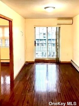 4322 Robinson St #2c, Flushing, NY 11355