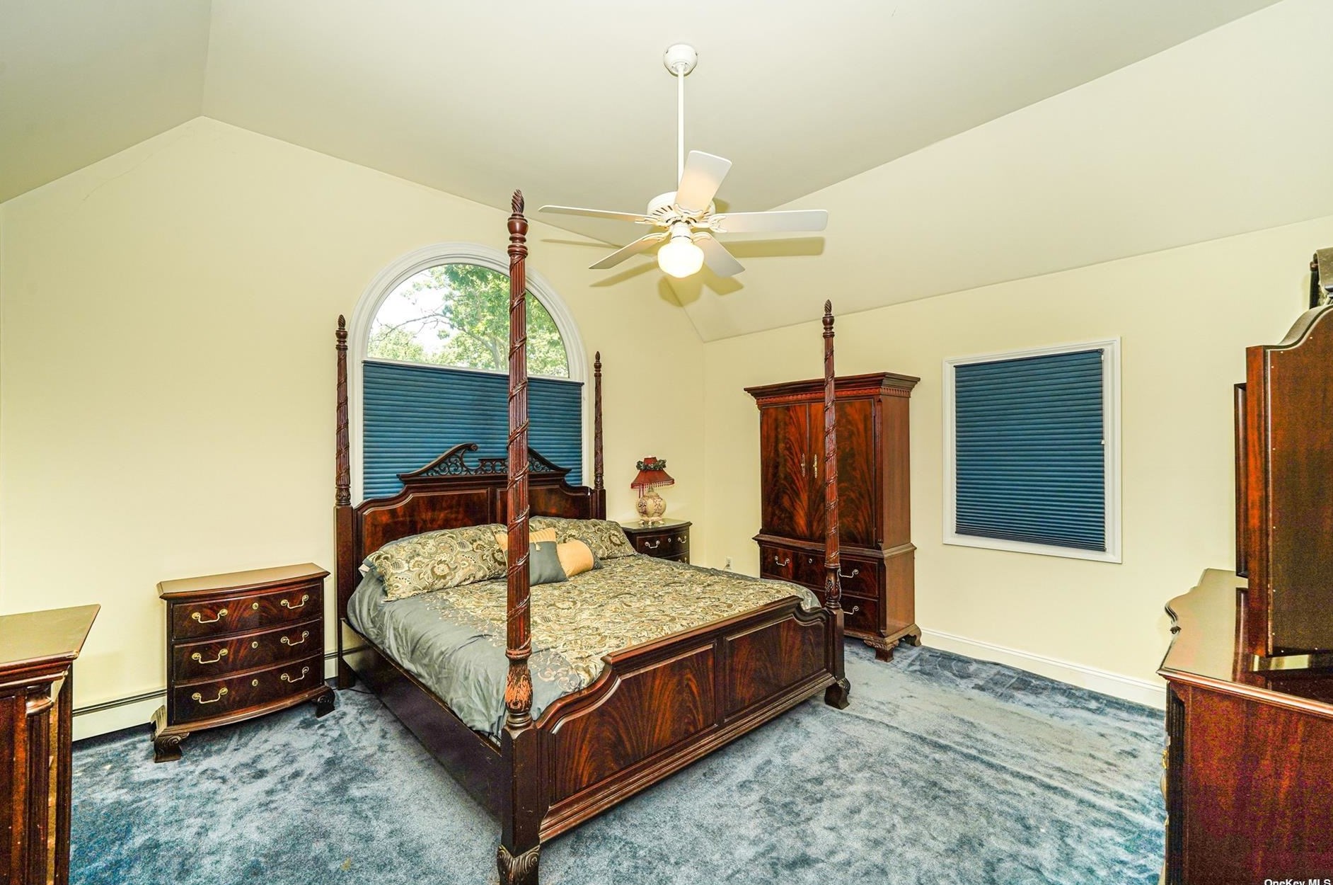 23 Jerome St, Smithtown NY  11787-5738 exterior