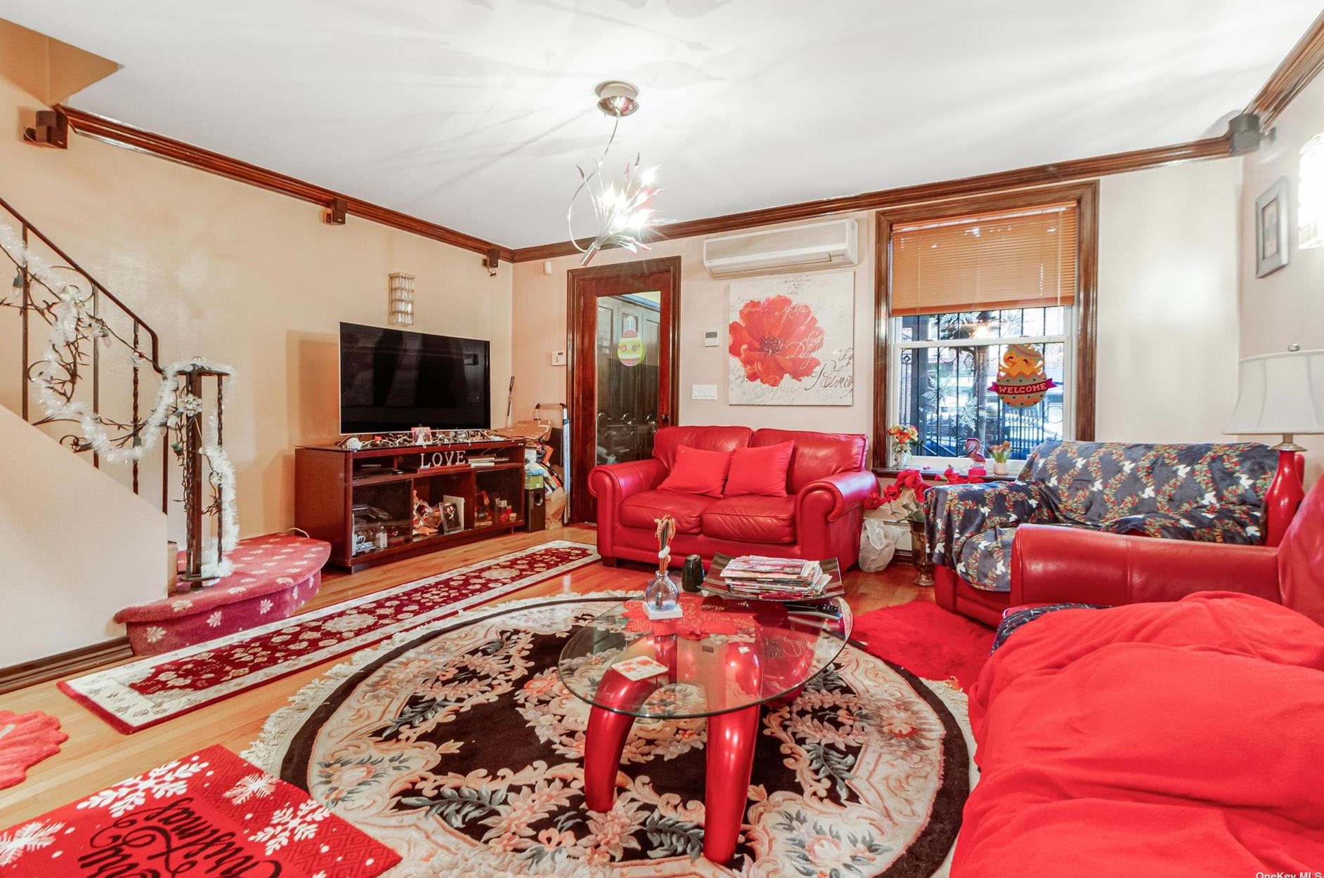 45-09 Skillman Ave, Long Island City, NY 11104