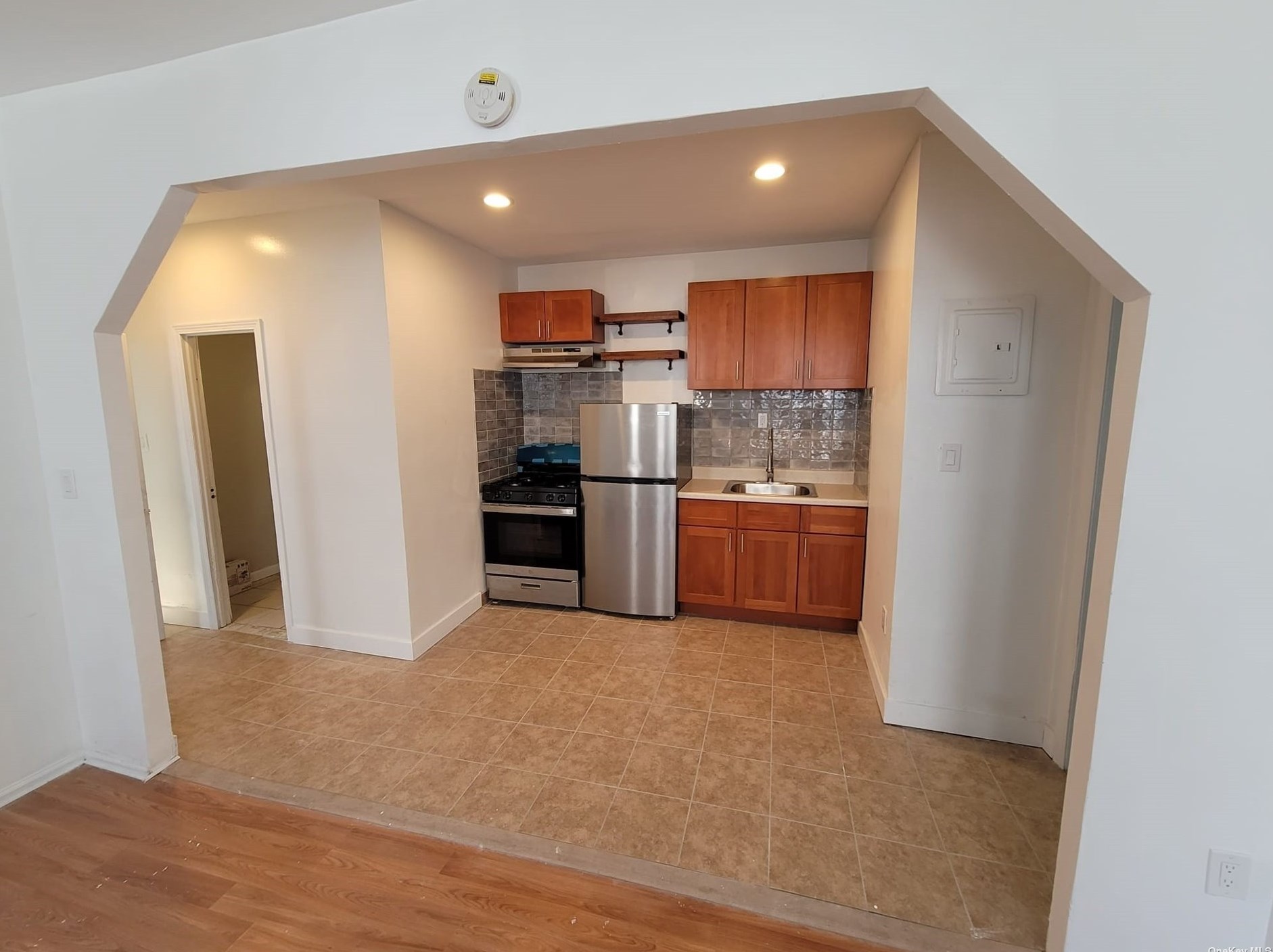 1144 Blake Ave #2l East, Brooklyn, NY 11208