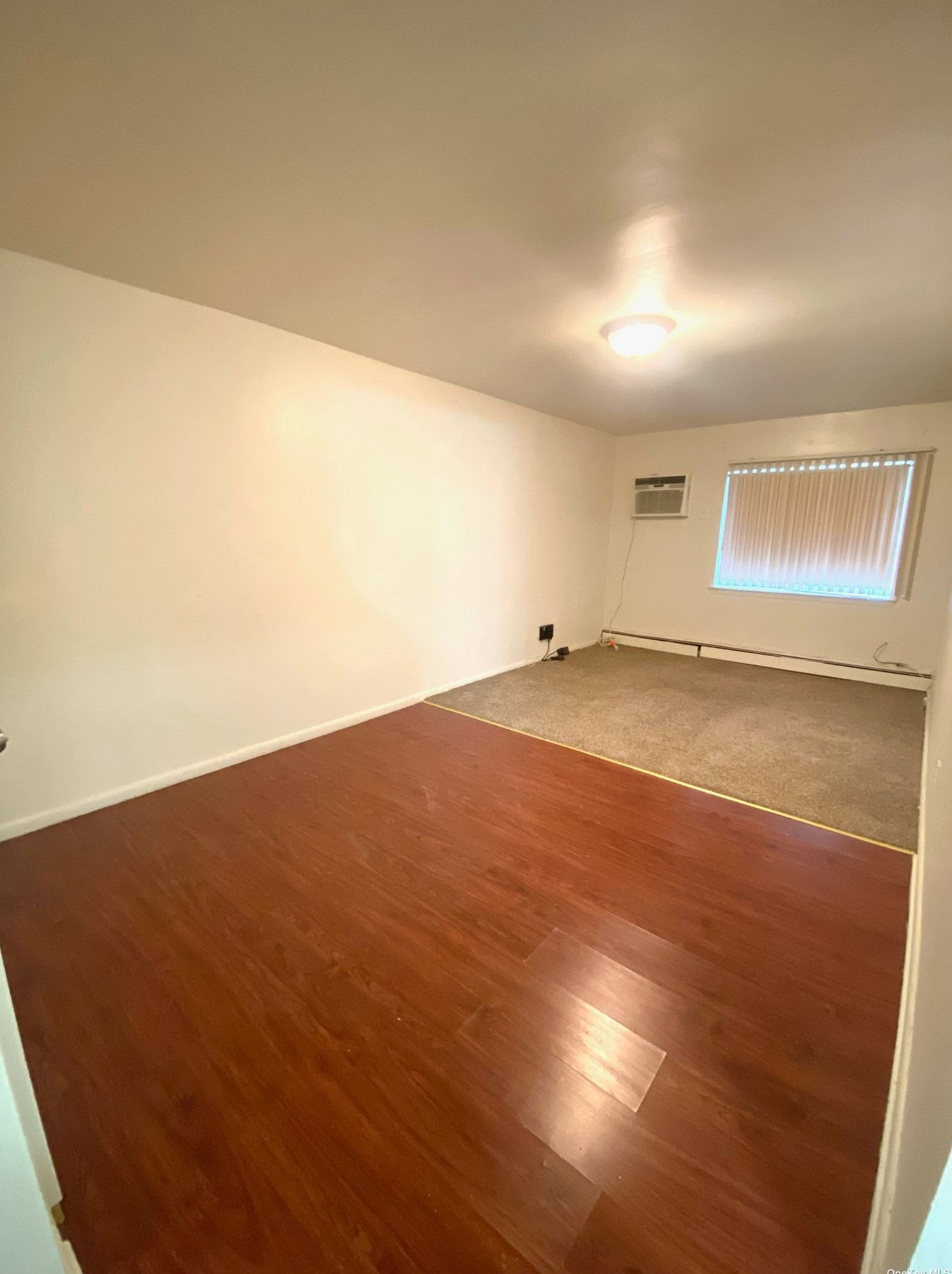 224-19 Braddock Ave, Jamaica, NY 11428
