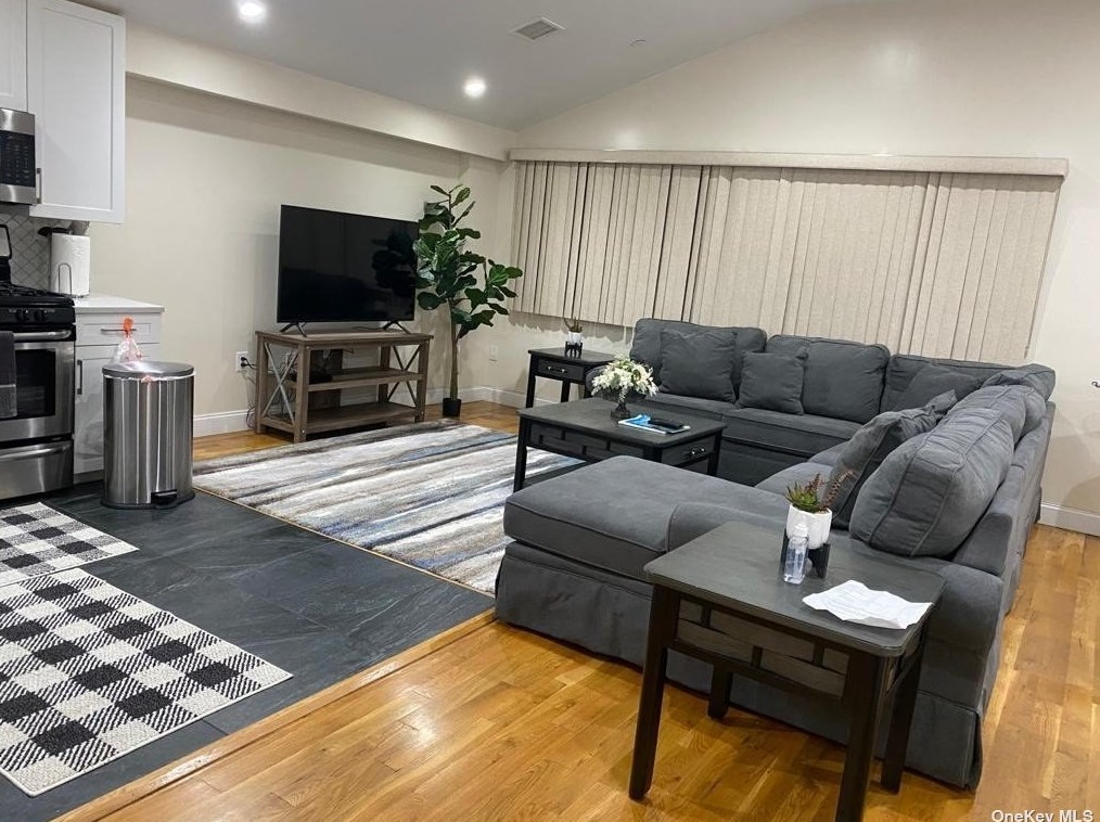 25737 147th Dr #2, Jamaica, NY 11422