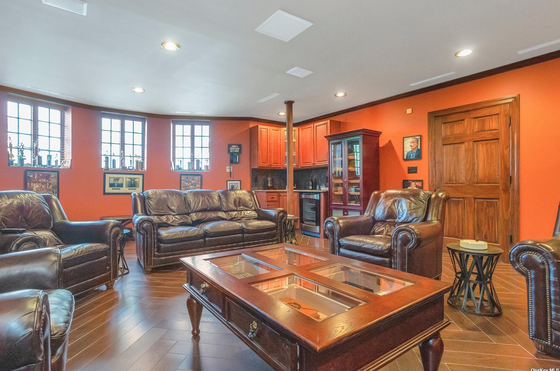 32 Boulevard, Flushing NY 11357-1003 exterior