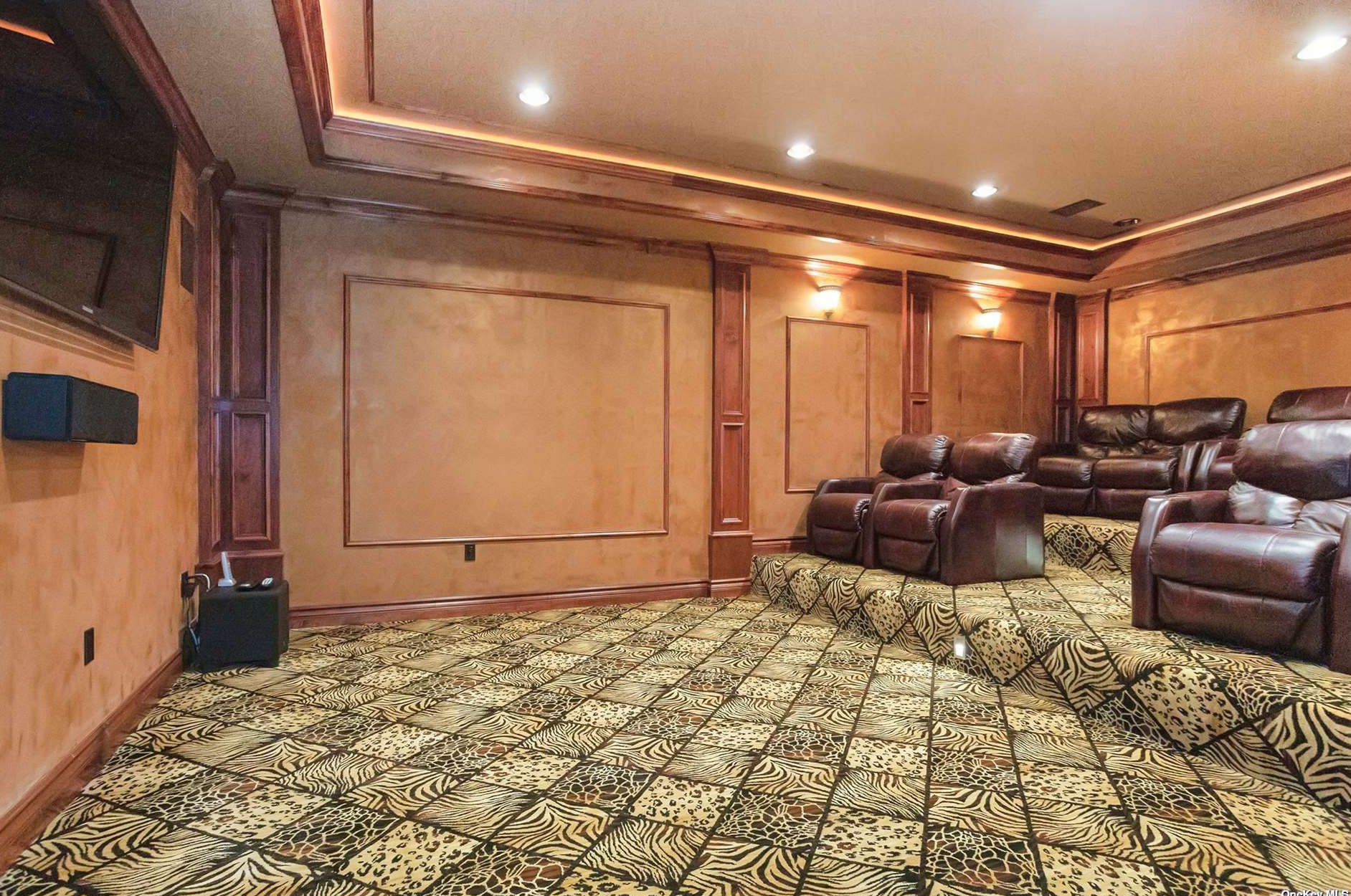 32 Boulevard, Flushing NY 11357-1003 exterior