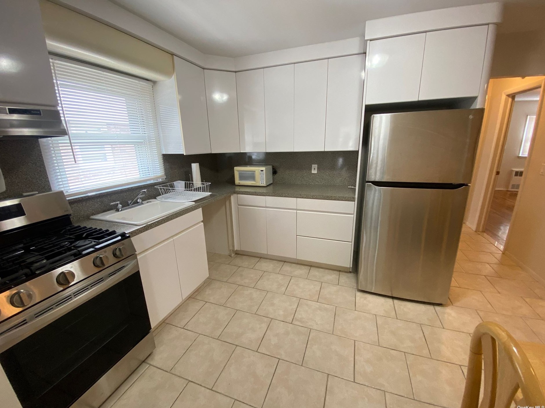 89-34 Desarc Rd #1st Fl, Jamaica, NY 11417
