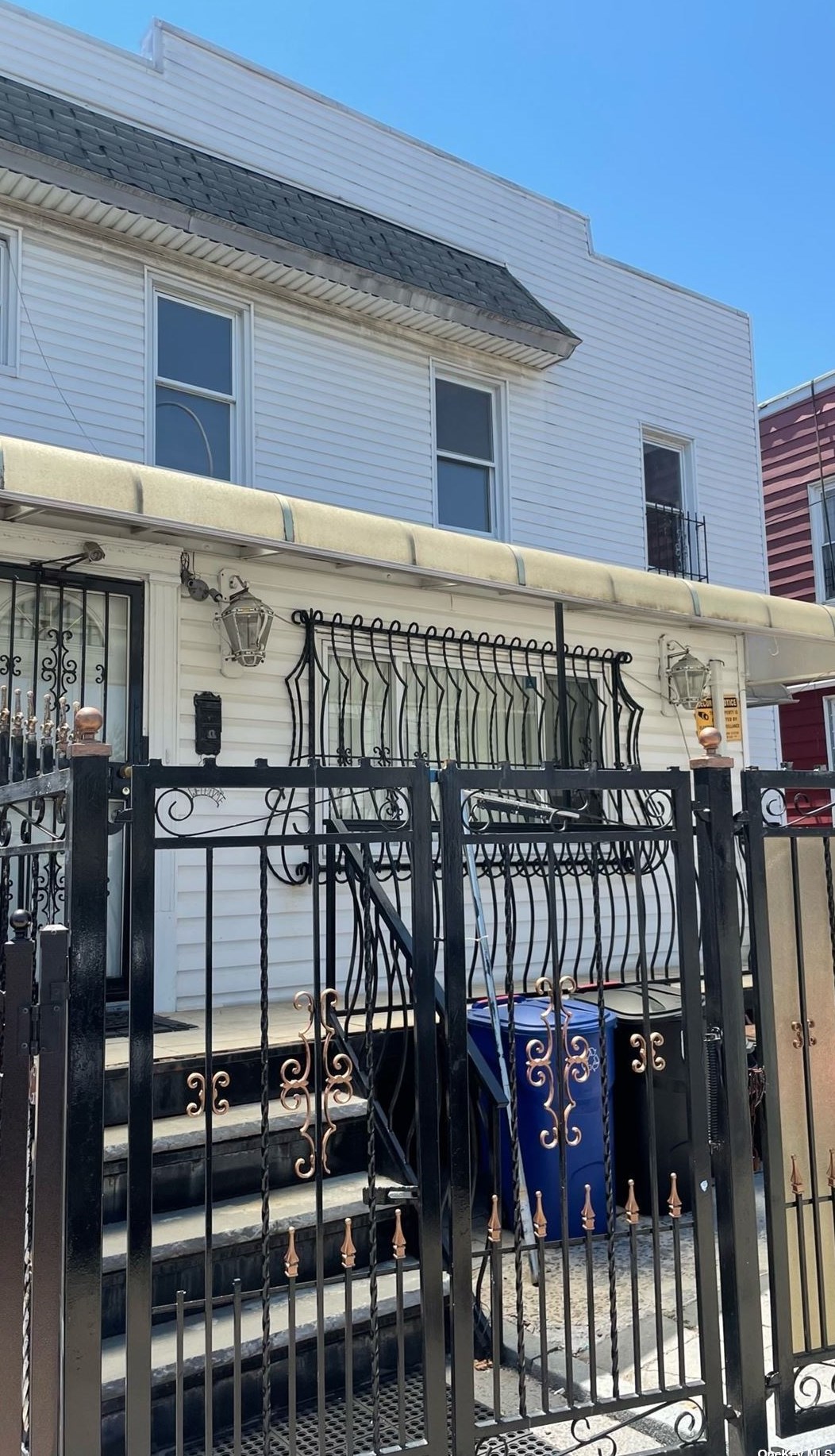 13546 Kew Gardens Rd #2, Jamaica, NY 11418