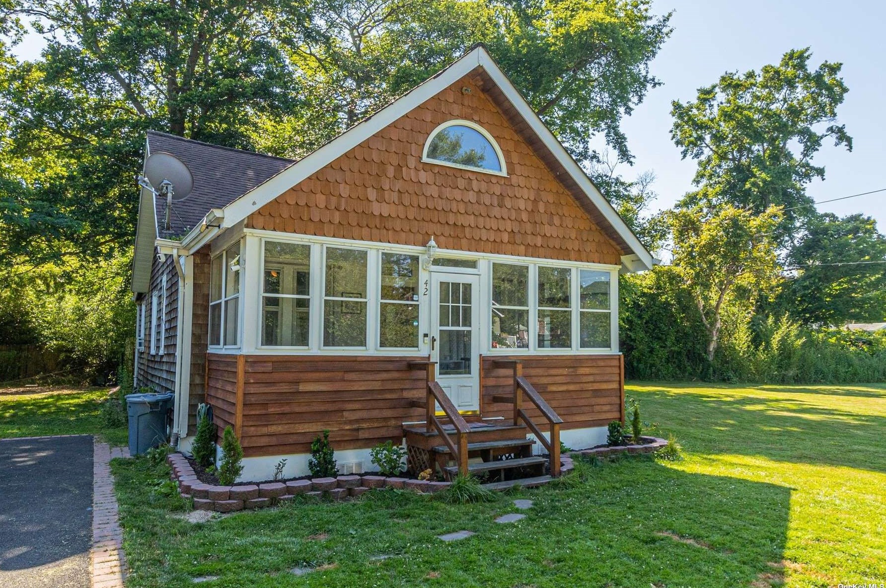 42 Moriches Dr, Old Mastic, NY 11951-6205