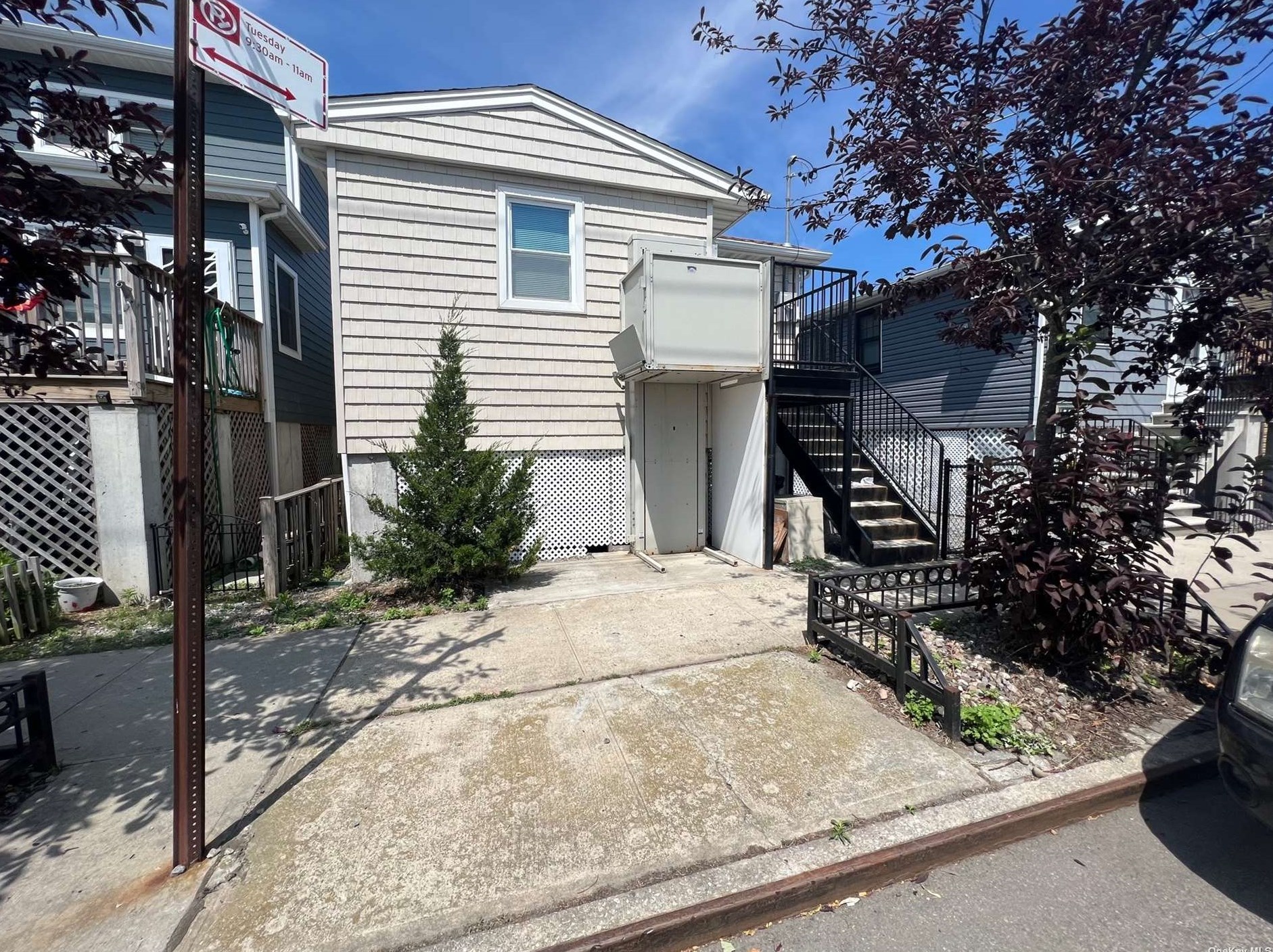 11-15 Cross Bay Blvd, Far Rockaway, NY 11693