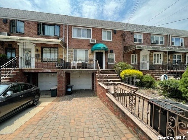 62-14 69th Pl, Flushing, NY 11379-6006