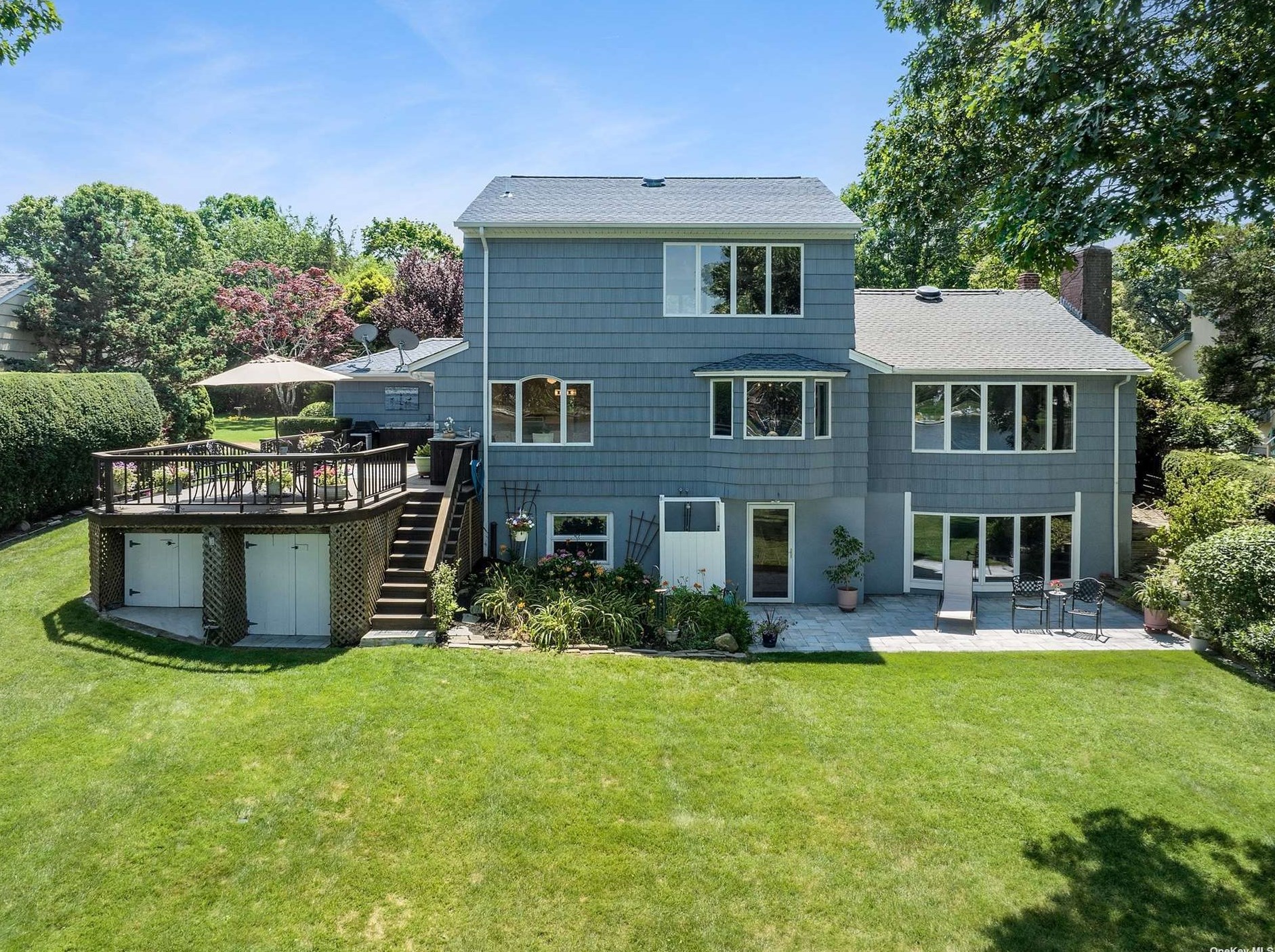 505 Bungalow Ln, Mattituck NY  11952-2209 exterior