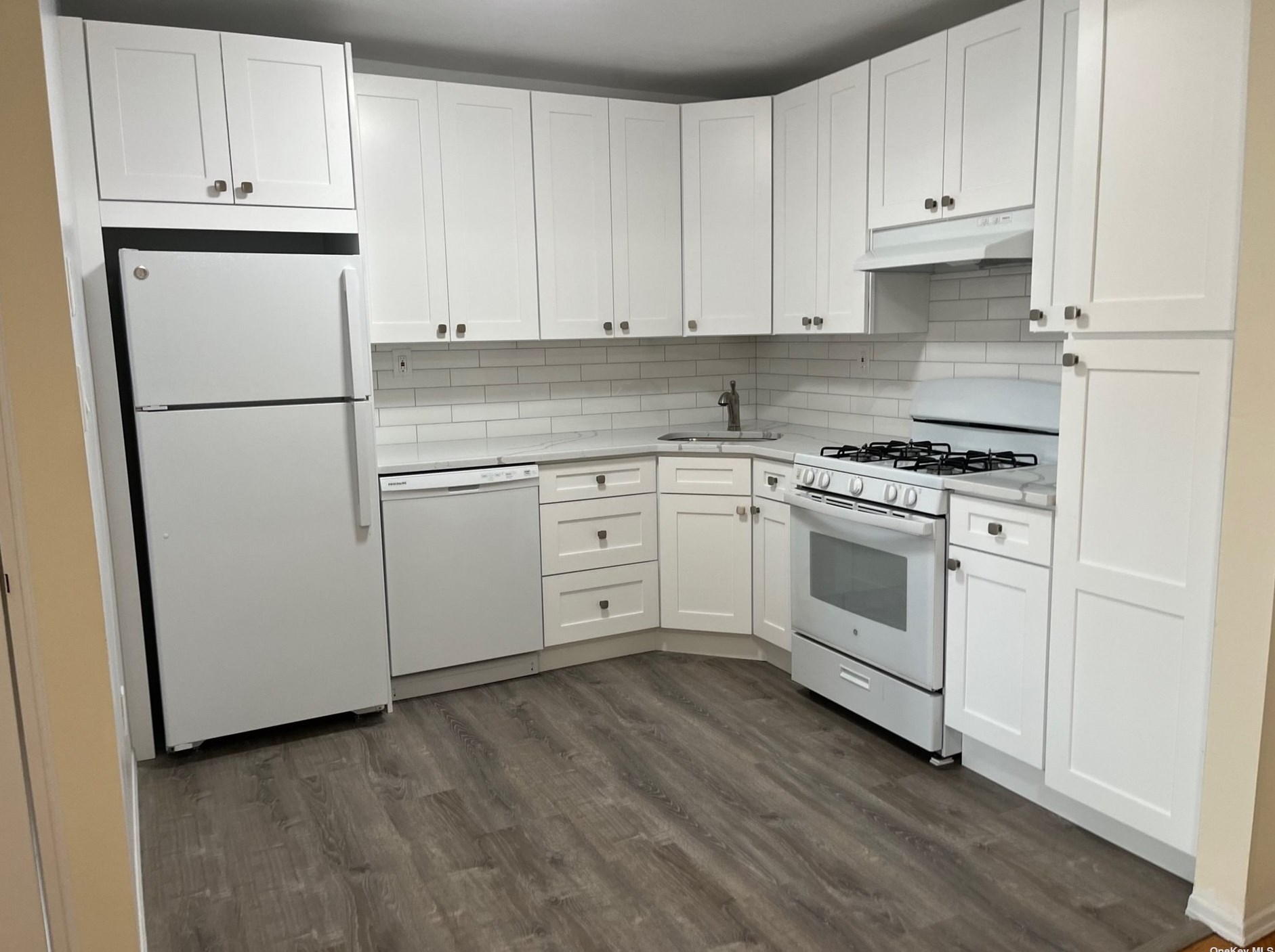57-19 162nd St #3, Flushing, NY 11365