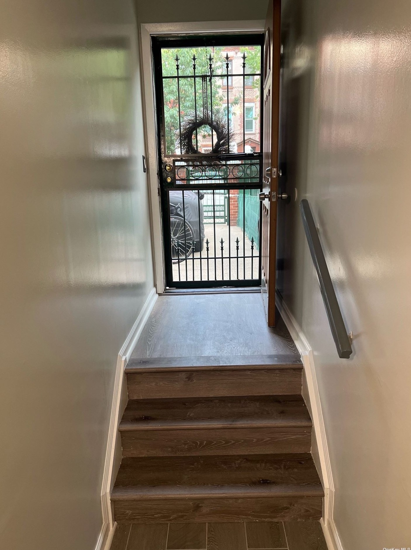 173 Macdougal St #1, Brooklyn, NY 11233