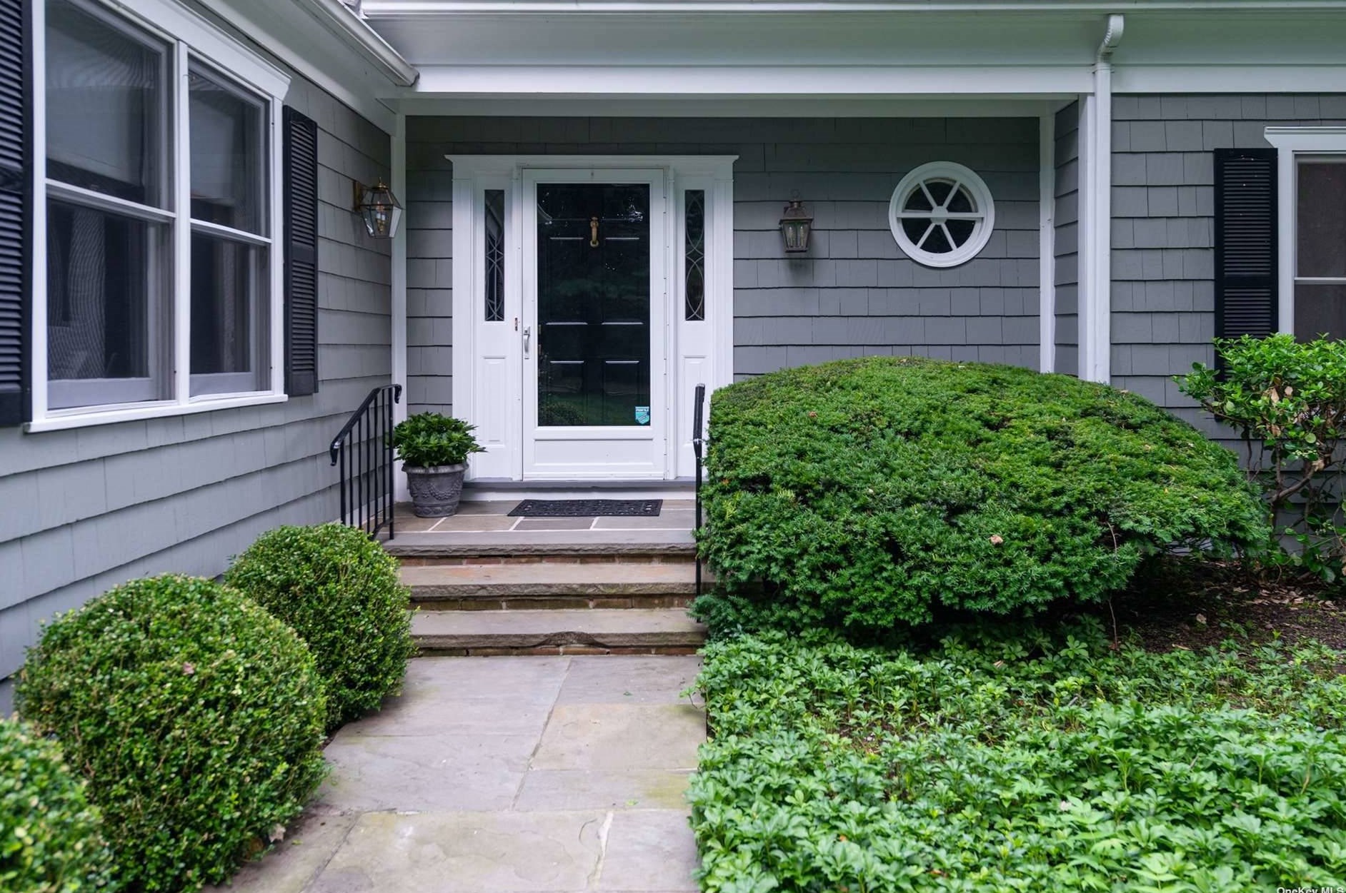 18 Matinecock Farms Rd, Glen Cove, NY 11542-3344