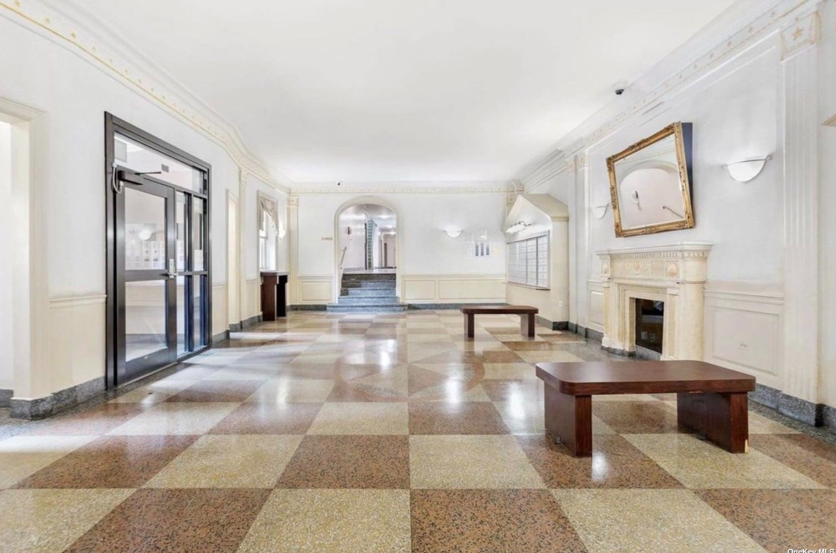 63-109 Saunders St #b6, Flushing, NY 11374