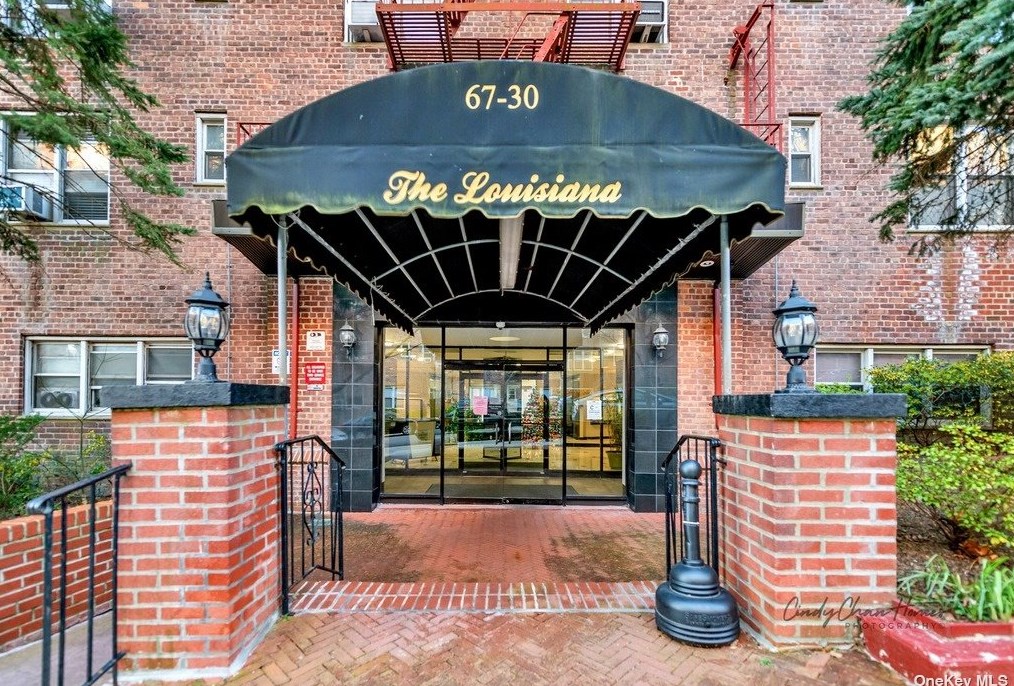 67-30 Clyde St #2a, Flushing, NY 11375