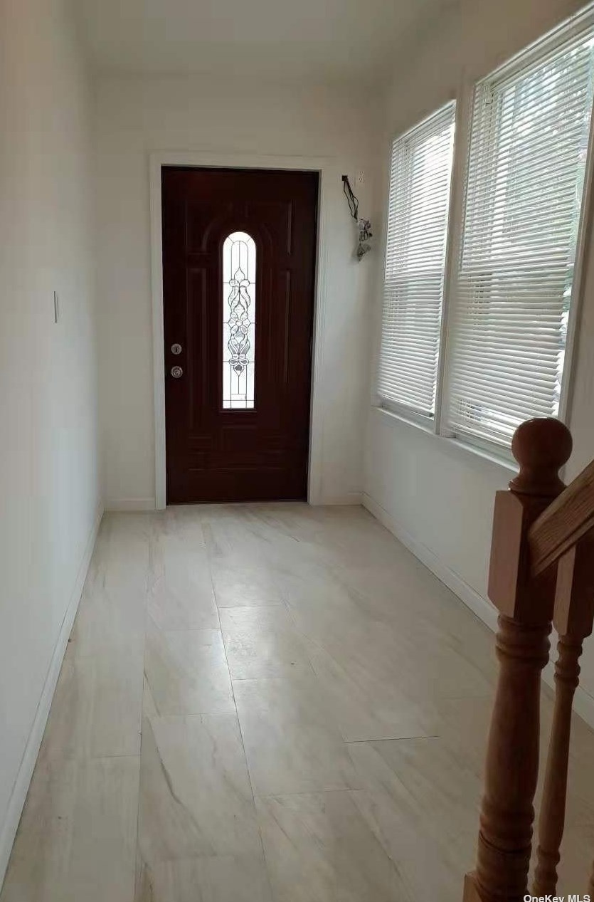 10-07 124th St #2fl, Flushing, NY 11356