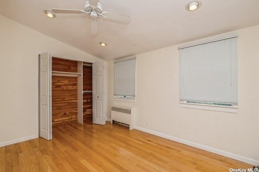 41 Lndg Rd, Hunt NY 11743-1817 exterior