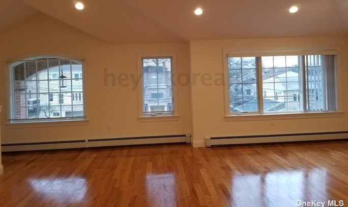 64-11 231st St #2nd, Flushing, NY 11364