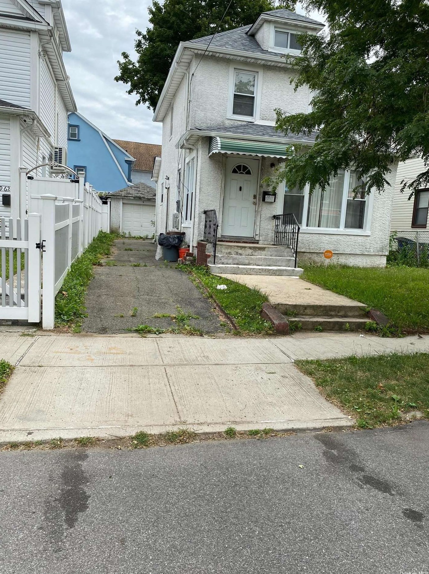 209-58 110th Ave, Jamaica, NY 11429