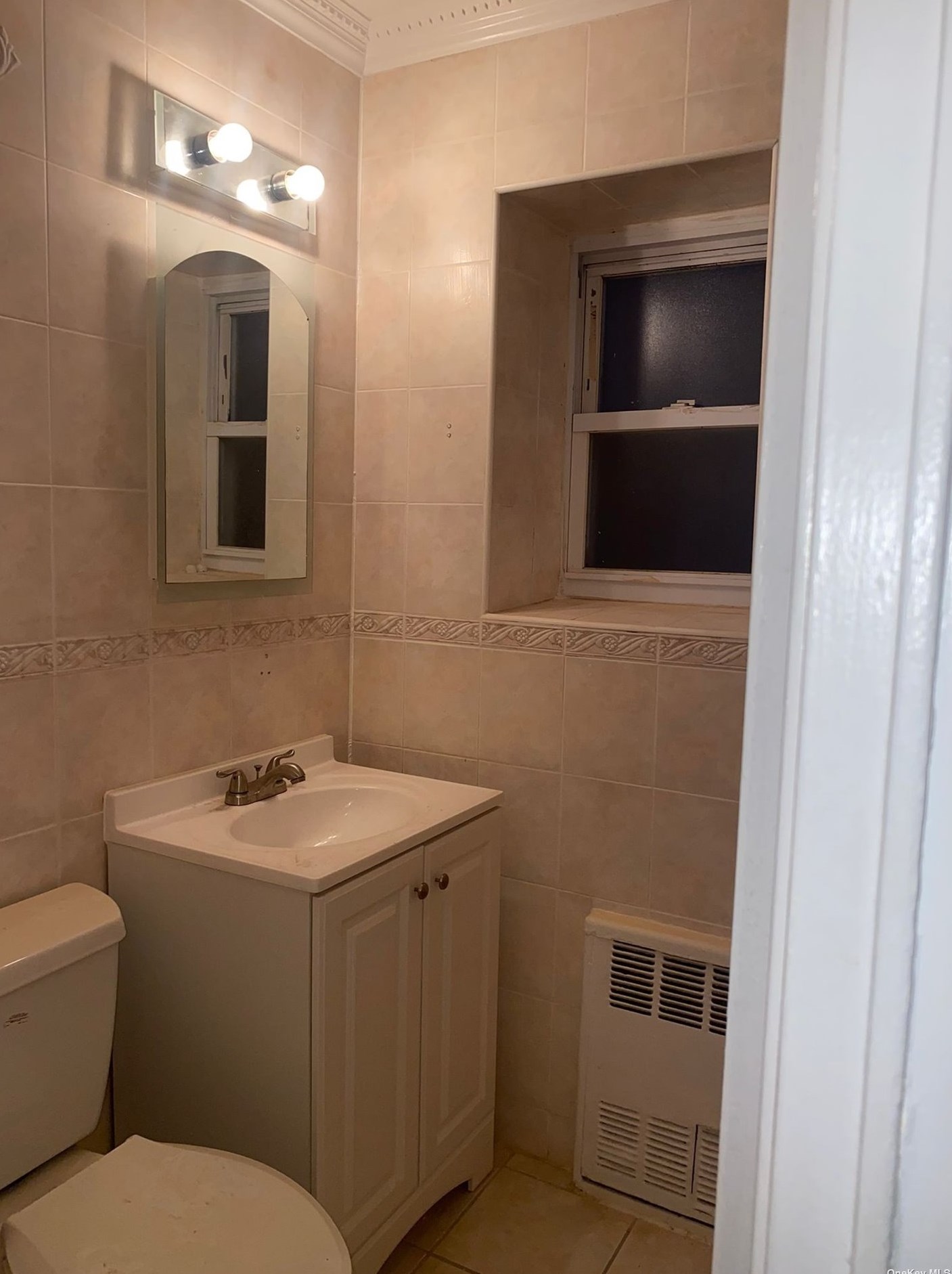 132 E 52nd St #2, Brooklyn, NY 11203