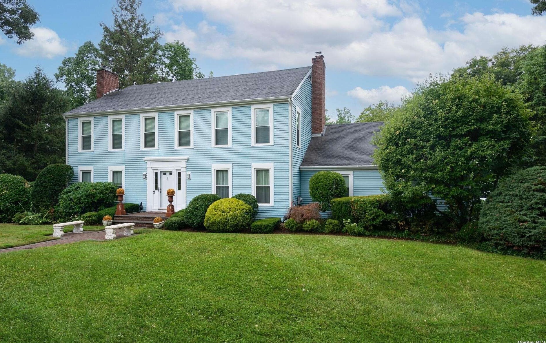 3 Creek Ridge Rd, Bayville, NY 11709-3031
