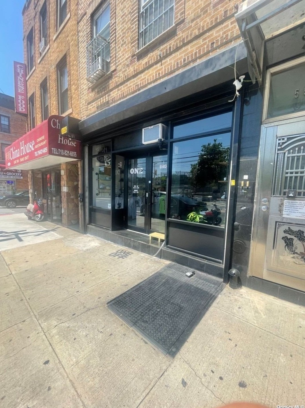 55-03 Metropolitan Ave, Flushing, NY 11385