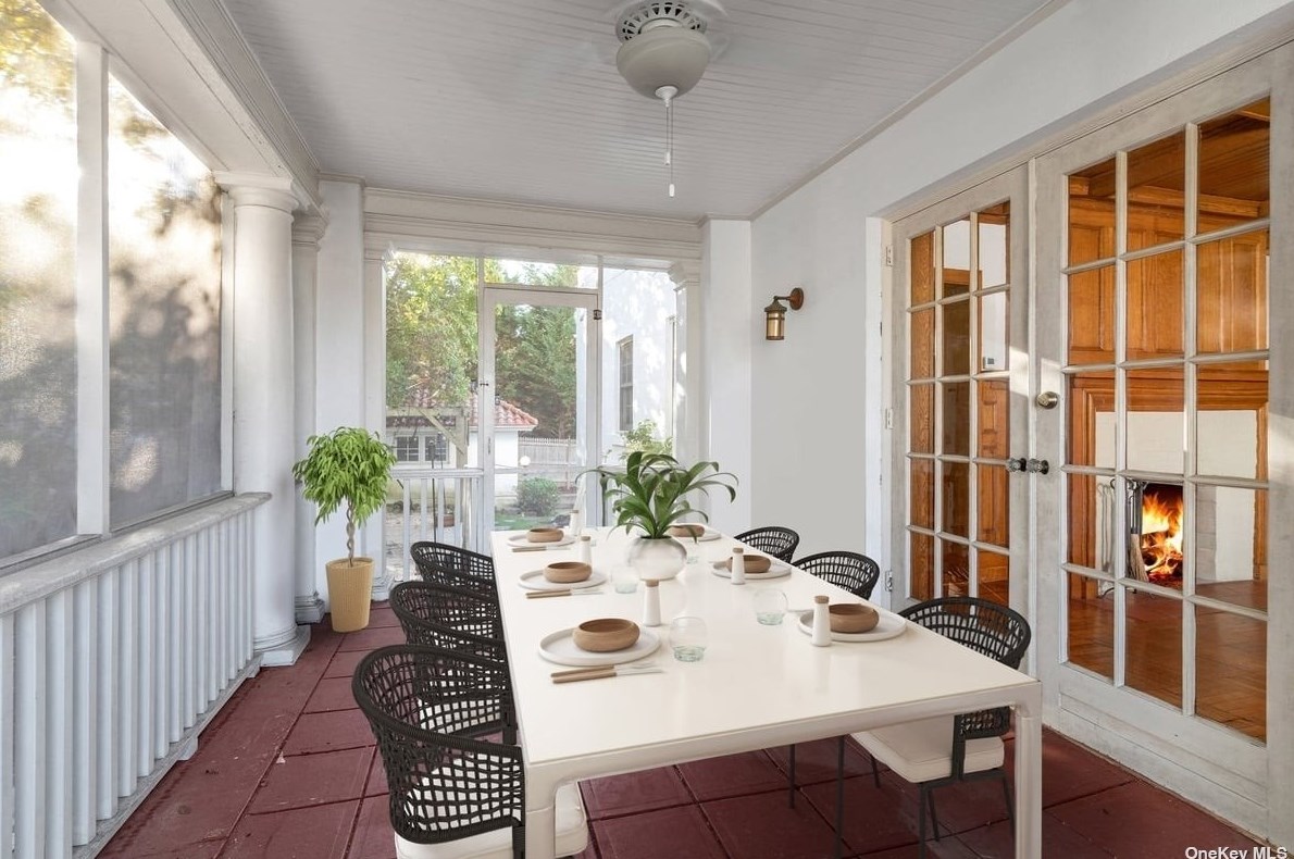 169 Magnolia Blvd, East Atlantic Beach NY  11561-3320 exterior