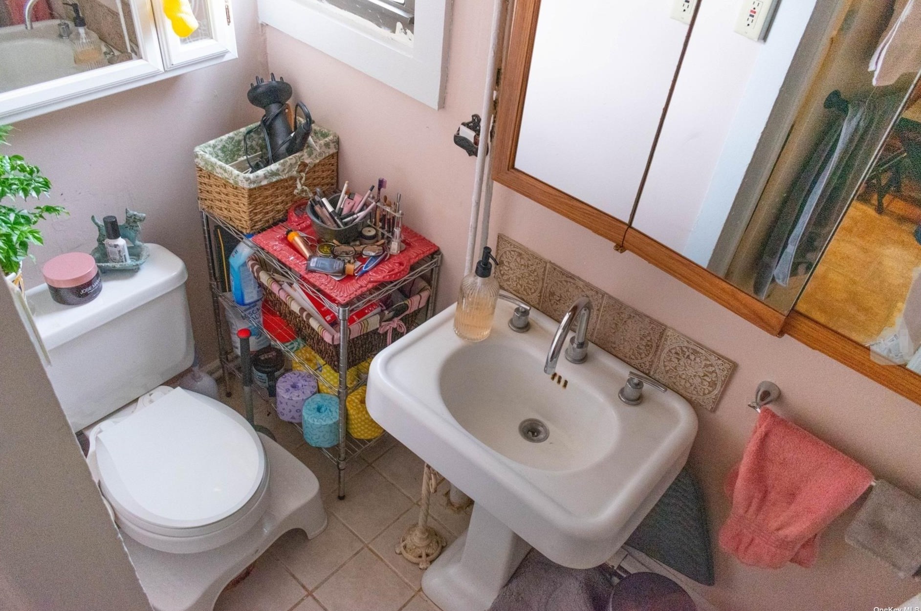 13 Cross St, Beacon NY 12508-1803 exterior