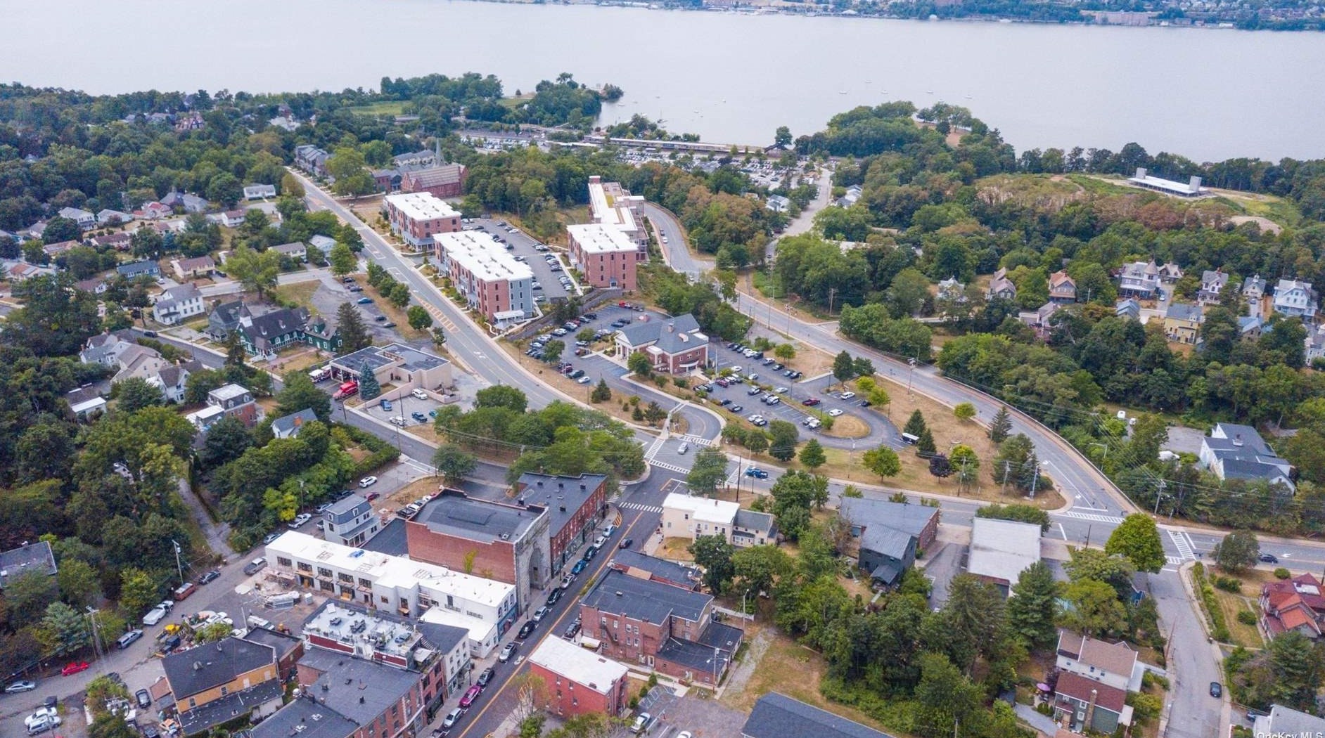 13 Cross St, Beacon NY 12508-1803 exterior